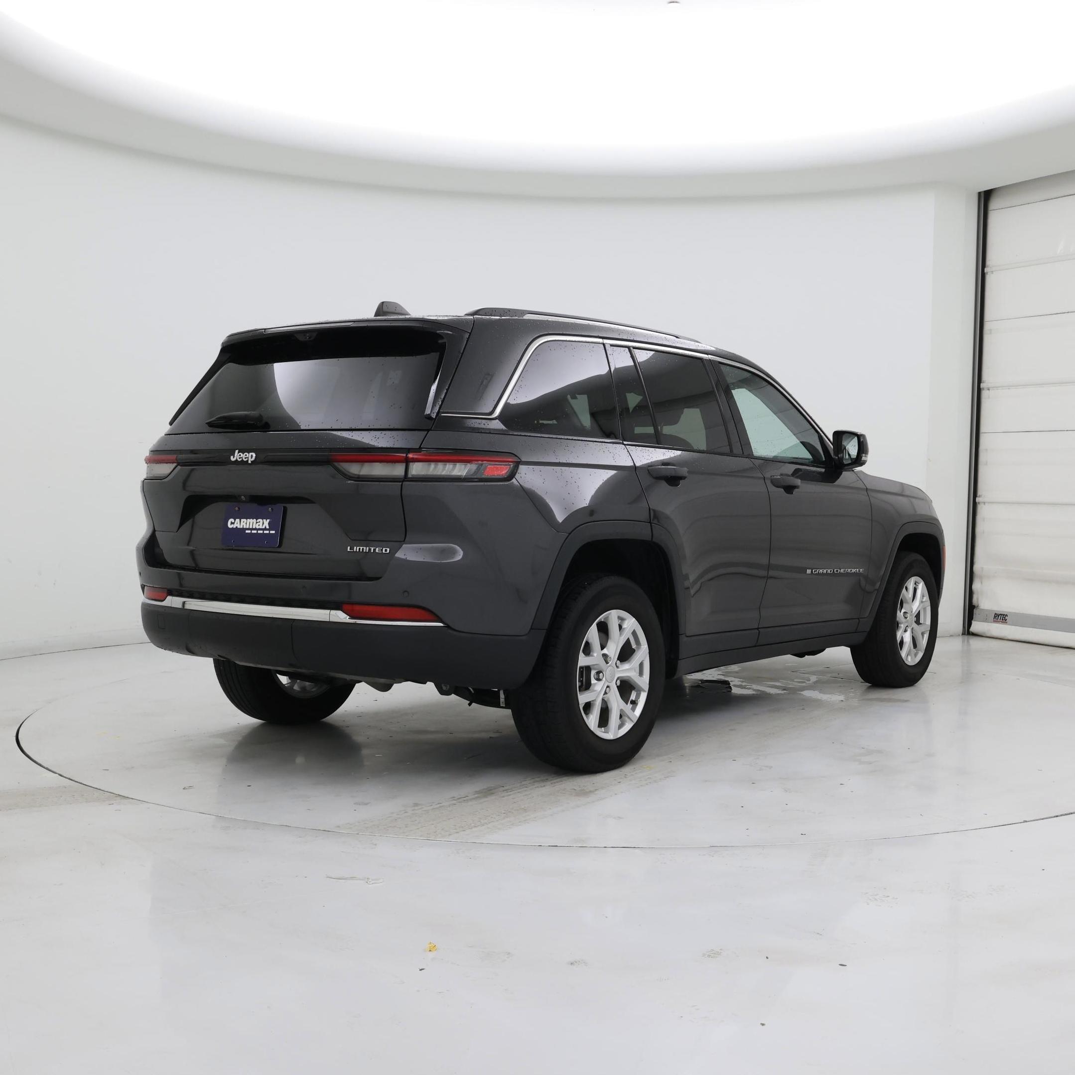 Thumbnail: 2023 Jeep Grand Cherokee - 8