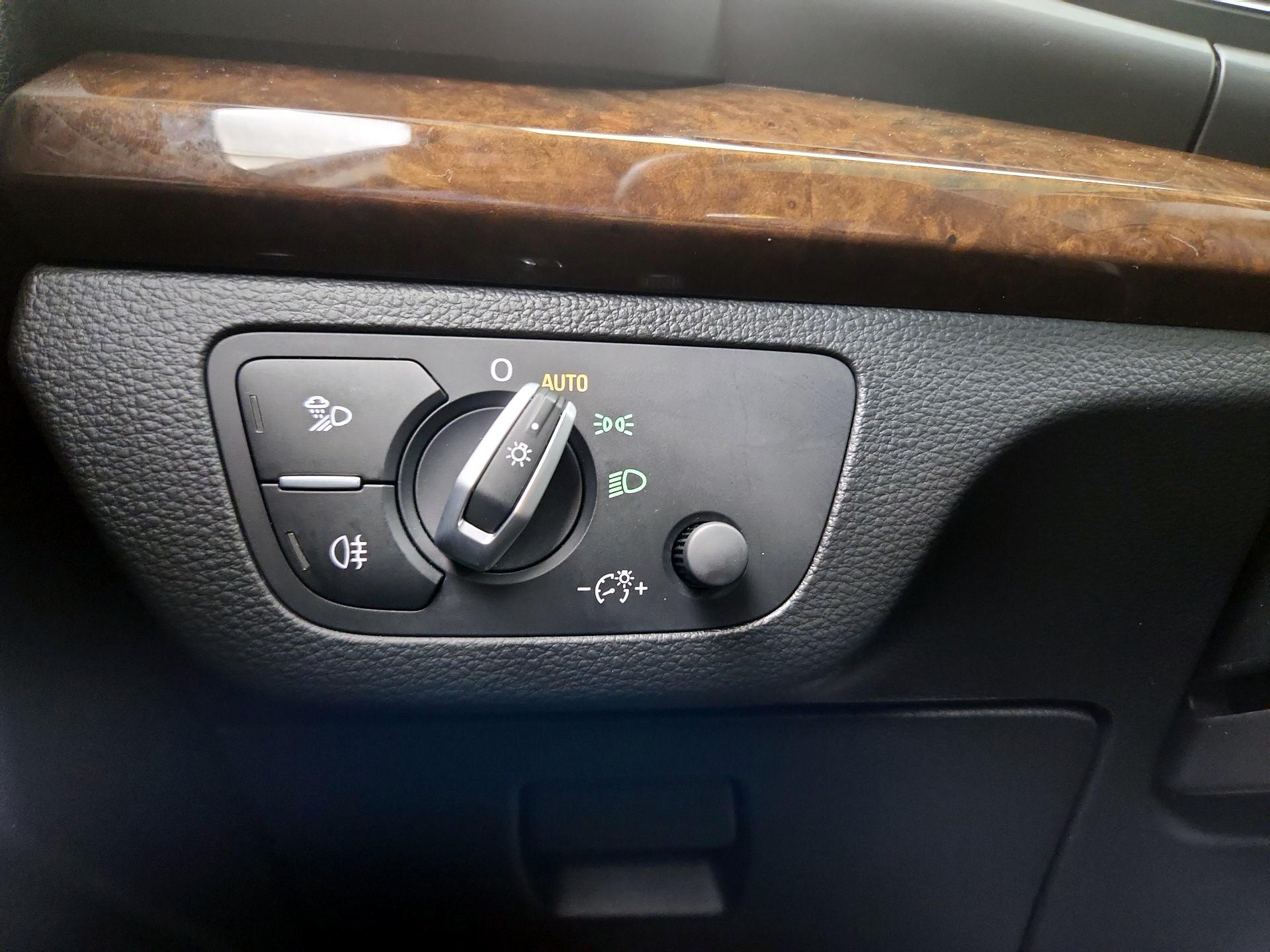 Thumbnail: 2020 Audi Q5 - 13