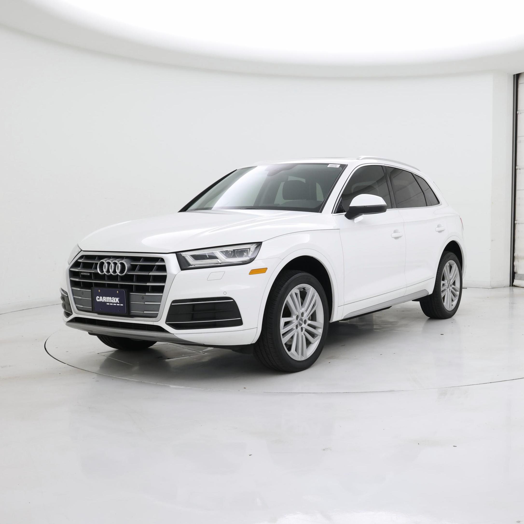 Thumbnail: 2020 Audi Q5 - 4