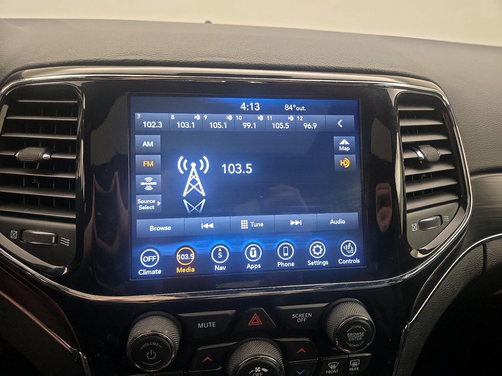 Thumbnail: 2021 Jeep Grand Cherokee - 16