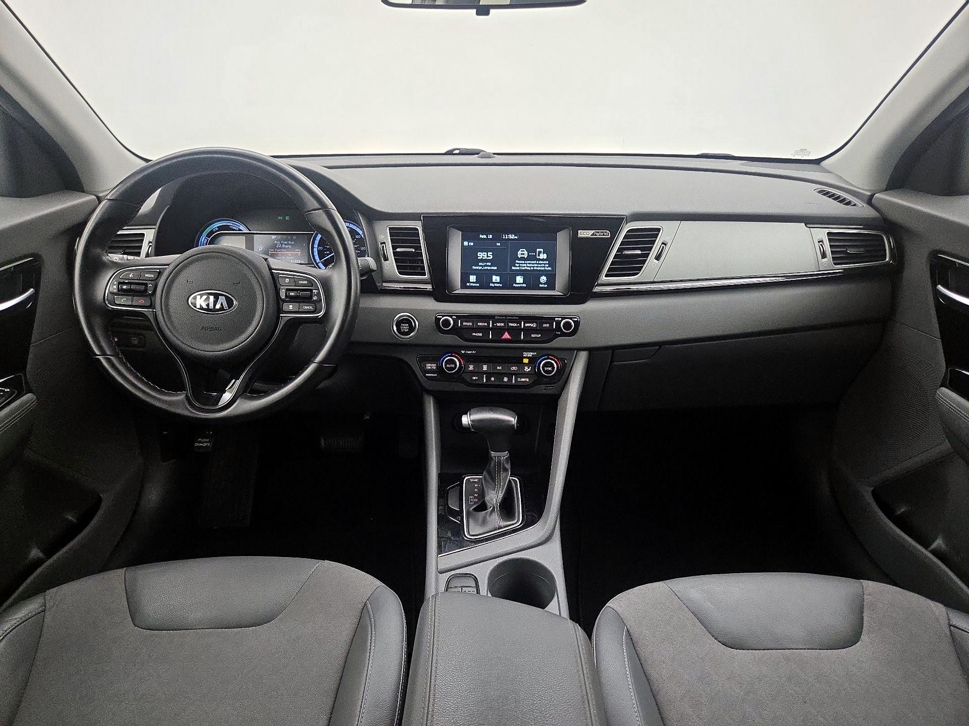 Thumbnail: 2017 Kia Niro - 9