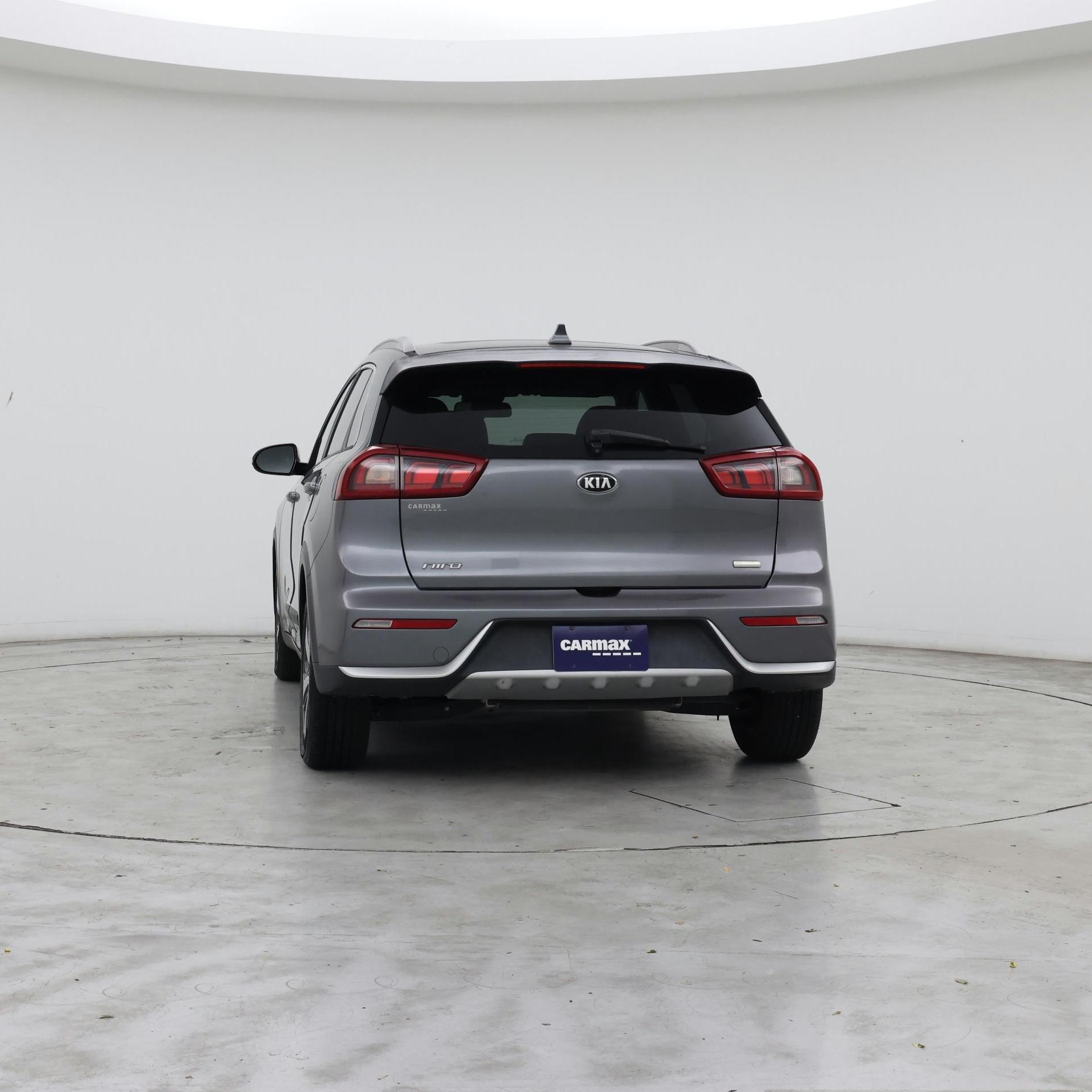 Thumbnail: 2017 Kia Niro - 6