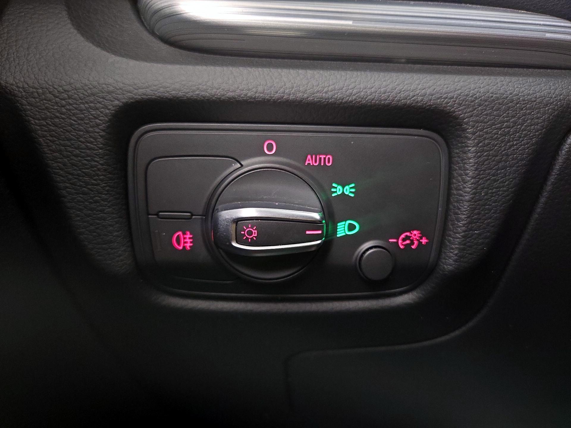 Thumbnail: 2015 Audi A3 - 13