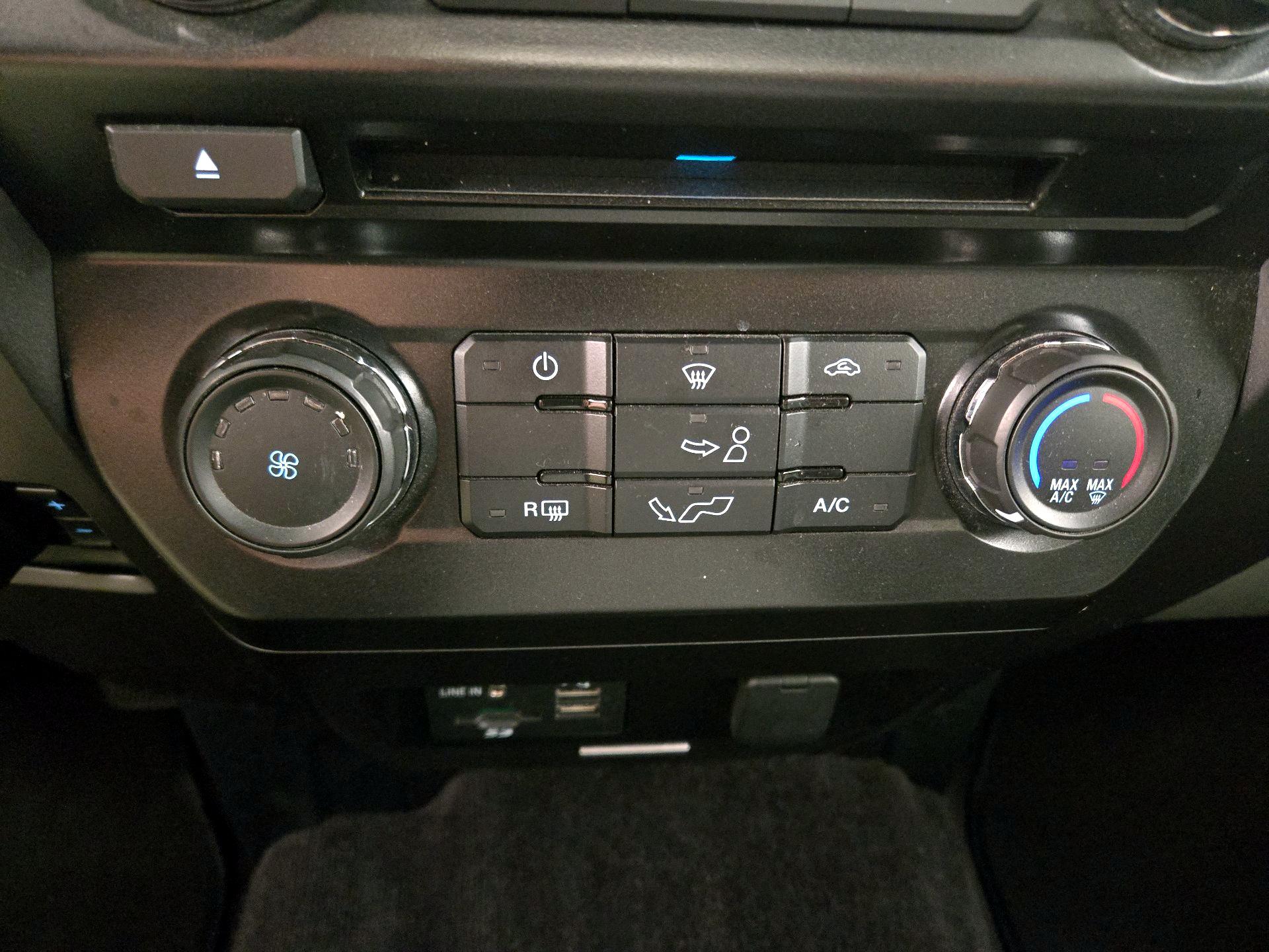 Thumbnail: 2015 Ford F-150 - 16