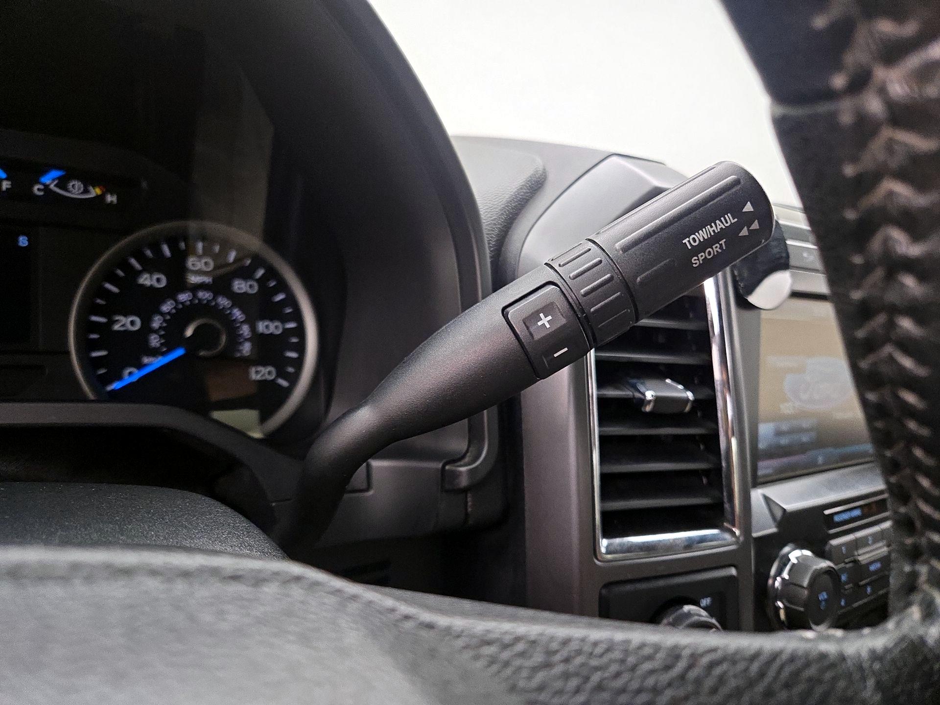 Thumbnail: 2015 Ford F-150 - 17