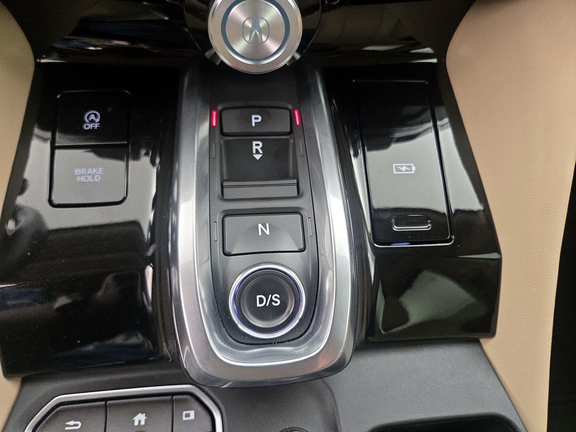 Thumbnail: 2022 Acura MDX - 18