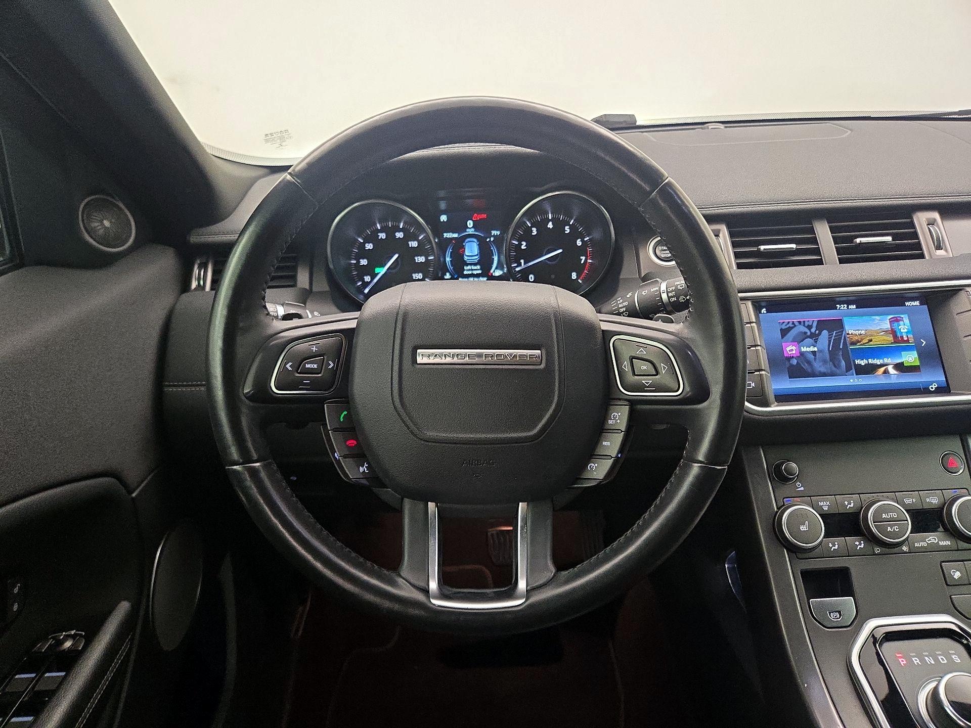 Thumbnail: 2018 Land Rover Range Rover Evoque - 10