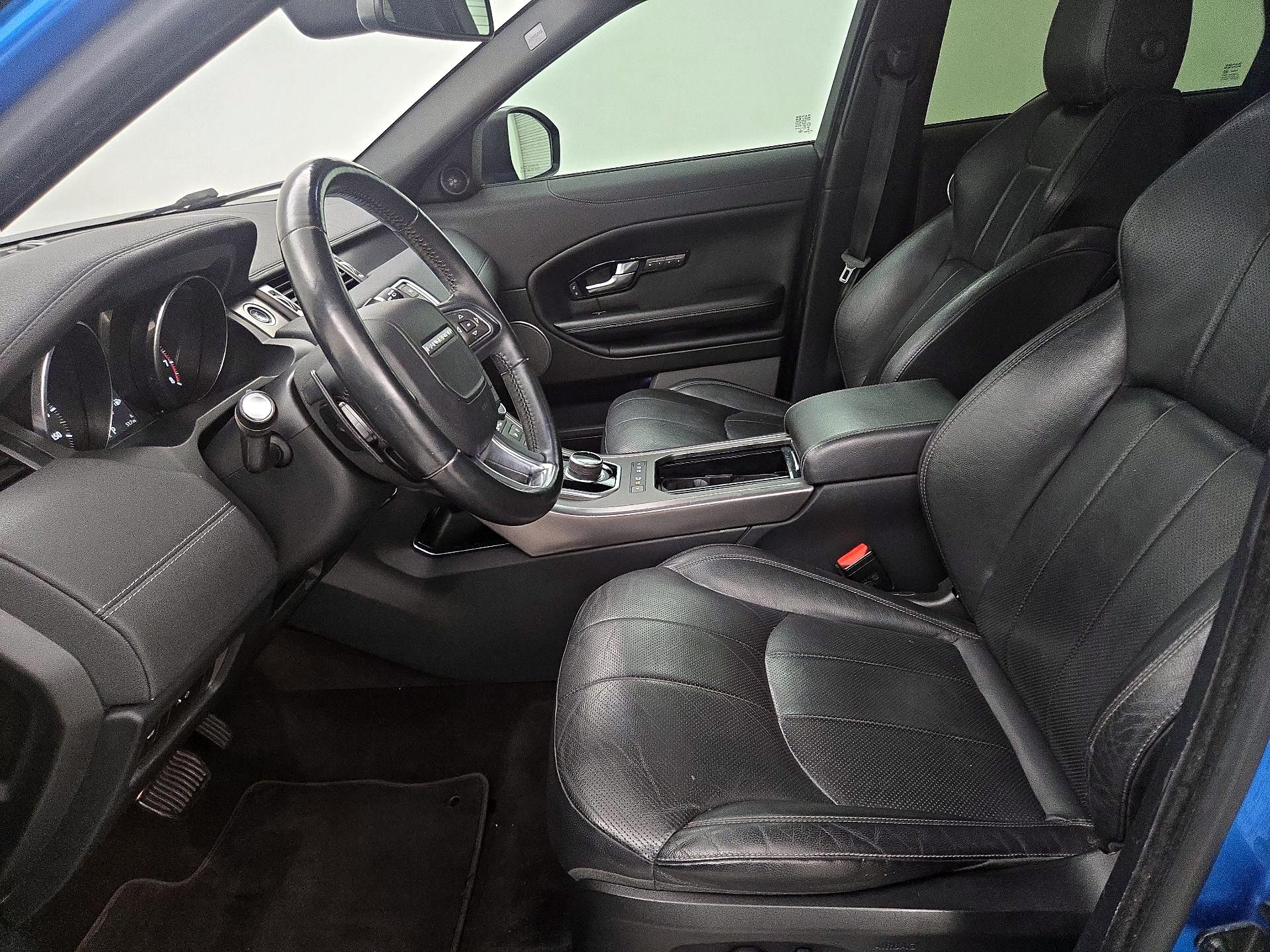 Thumbnail: 2018 Land Rover Range Rover Evoque - 11