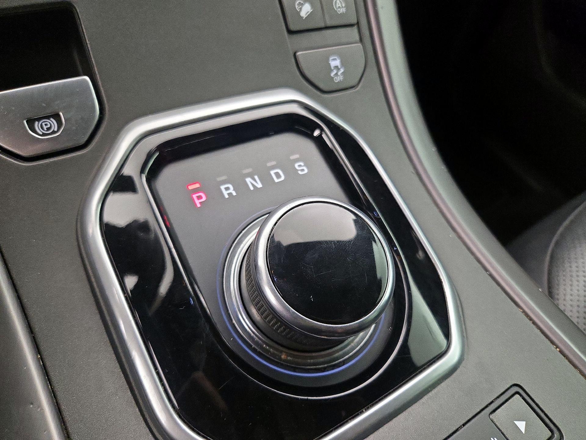 Thumbnail: 2018 Land Rover Range Rover Evoque - 18