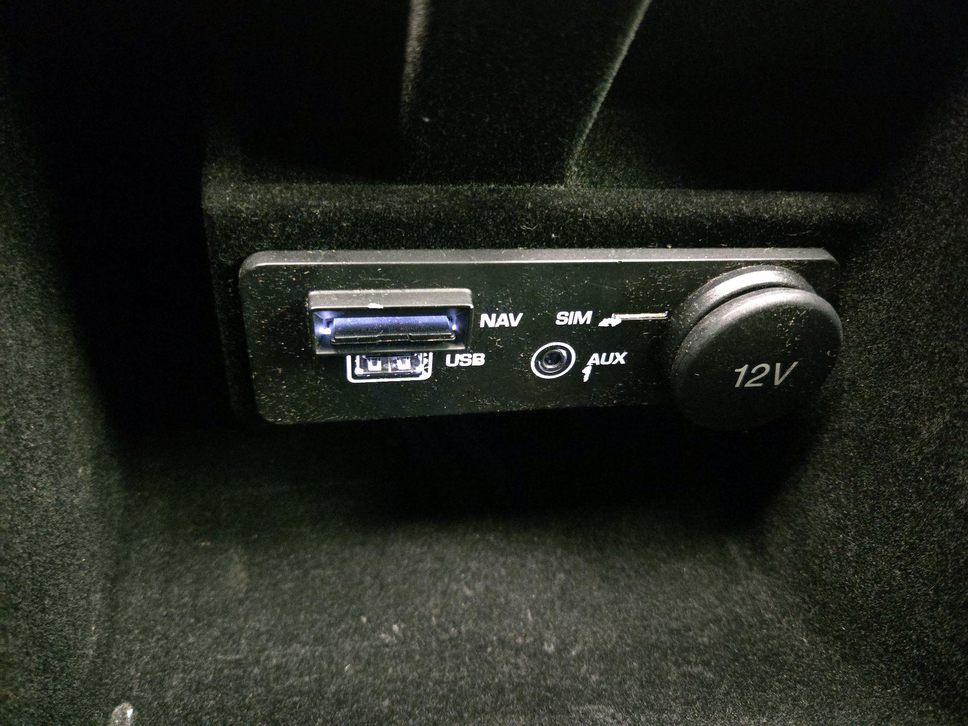 Thumbnail: 2018 Land Rover Range Rover Evoque - 19