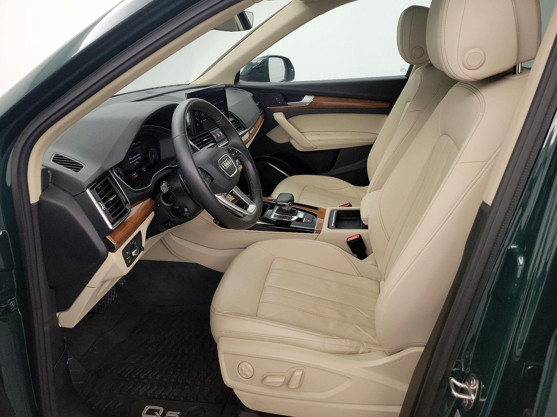 Thumbnail: 2022 Audi Q5 - 11