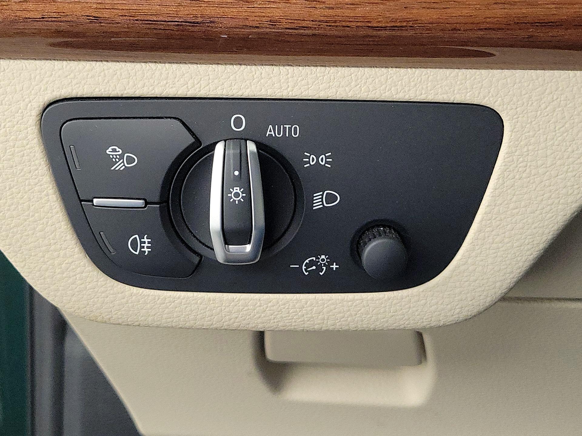 Thumbnail: 2022 Audi Q5 - 13