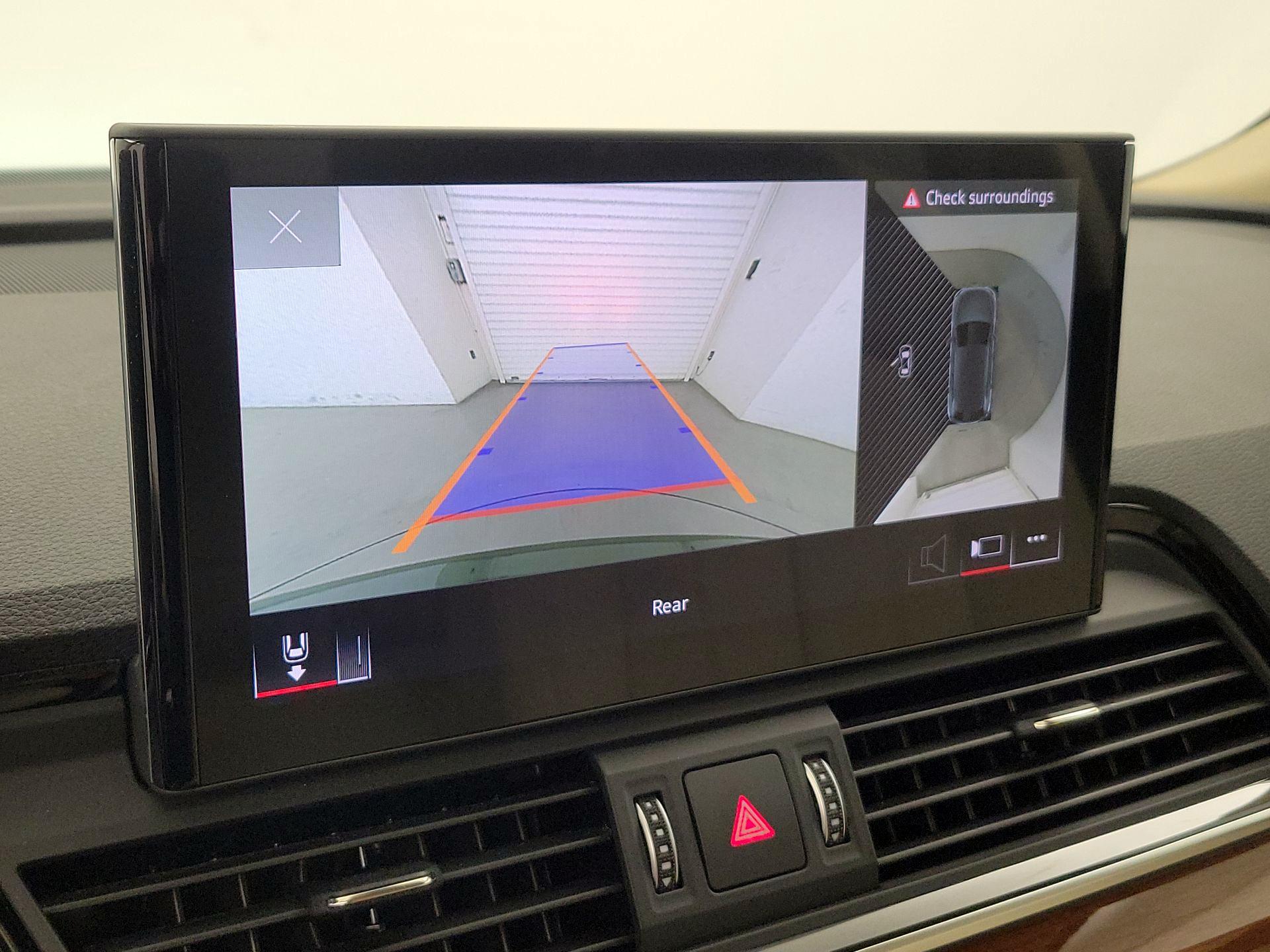 Thumbnail: 2022 Audi Q5 - 15