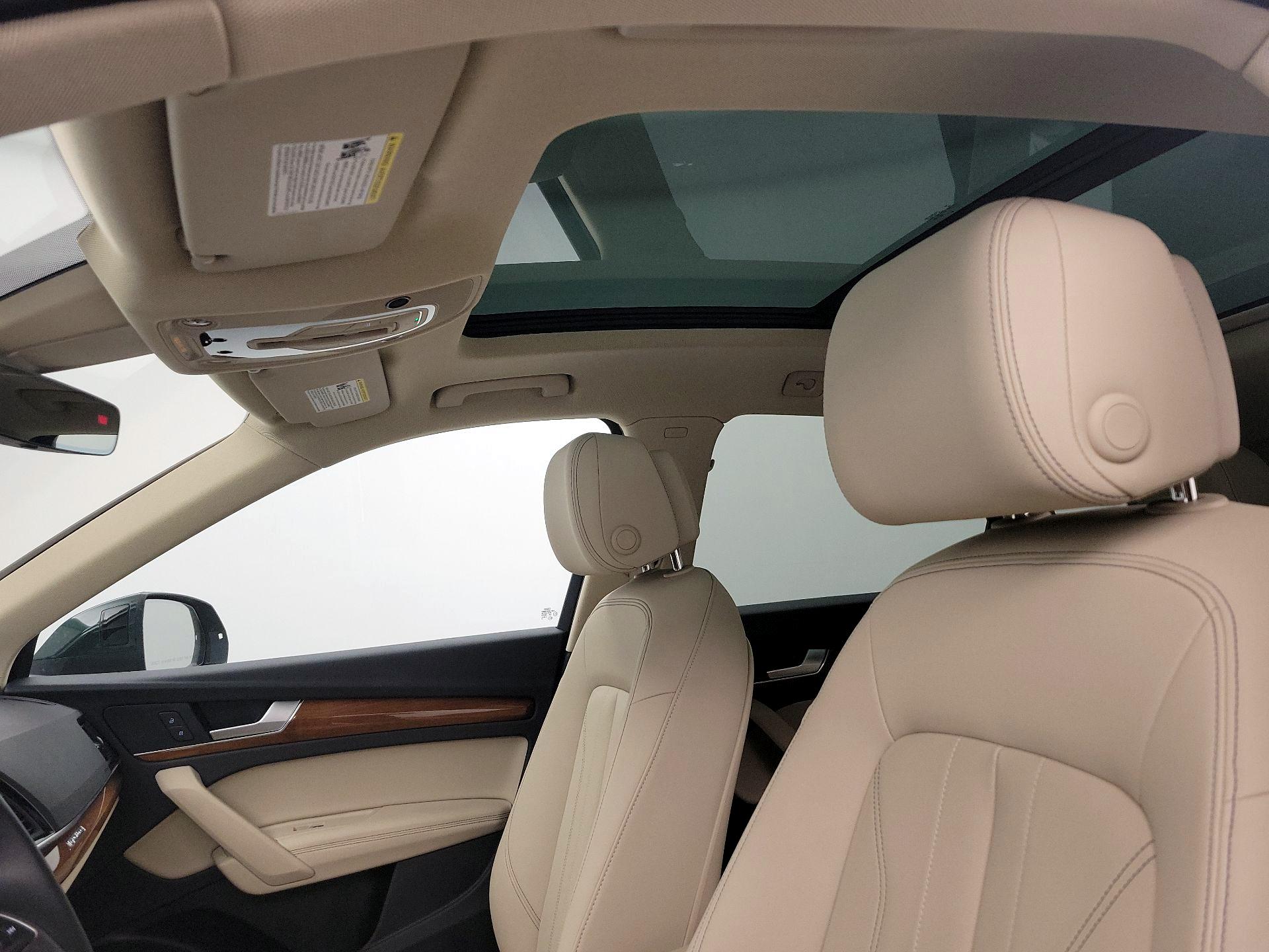 Thumbnail: 2022 Audi Q5 - 20