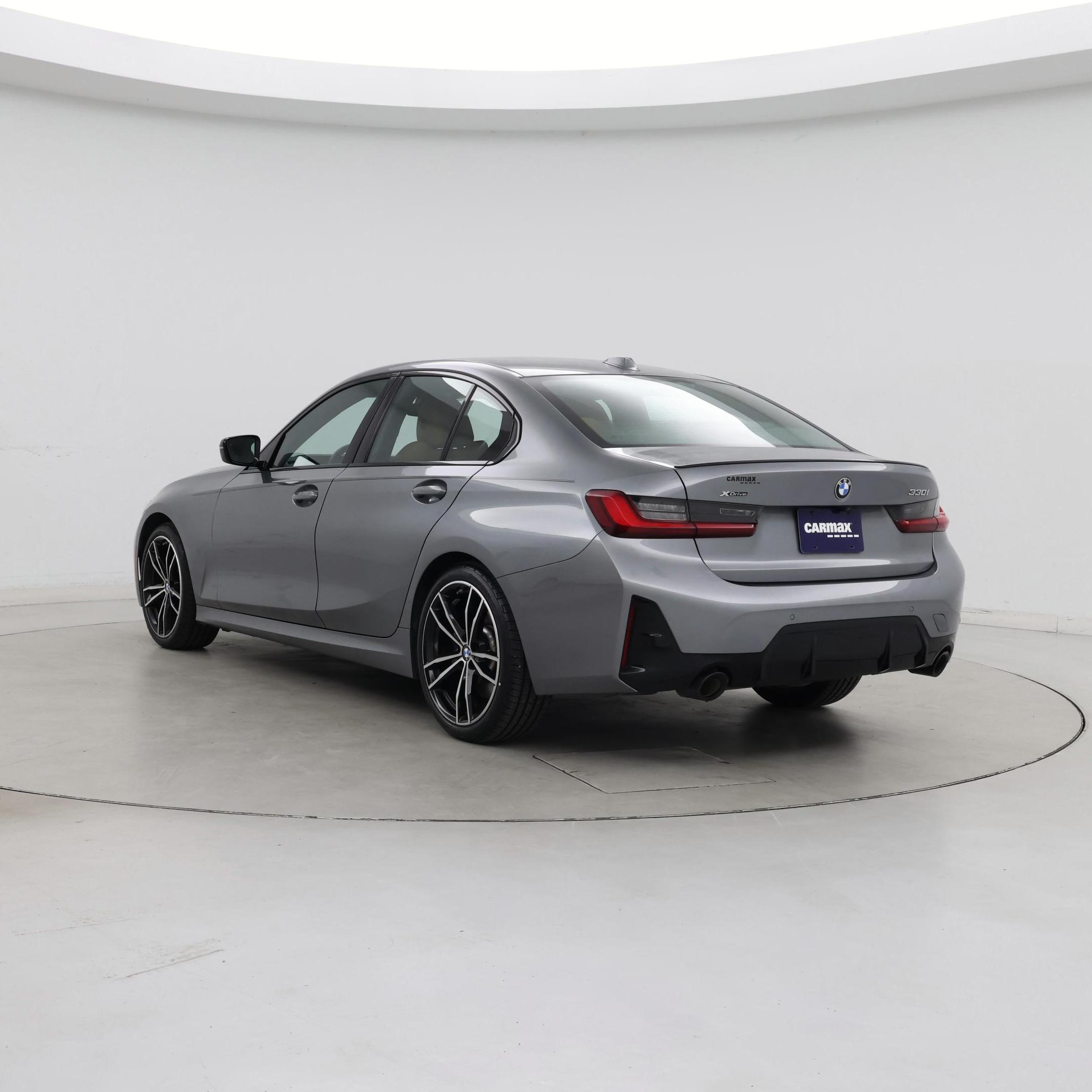 Thumbnail: 2023 BMW 3 Series - 2