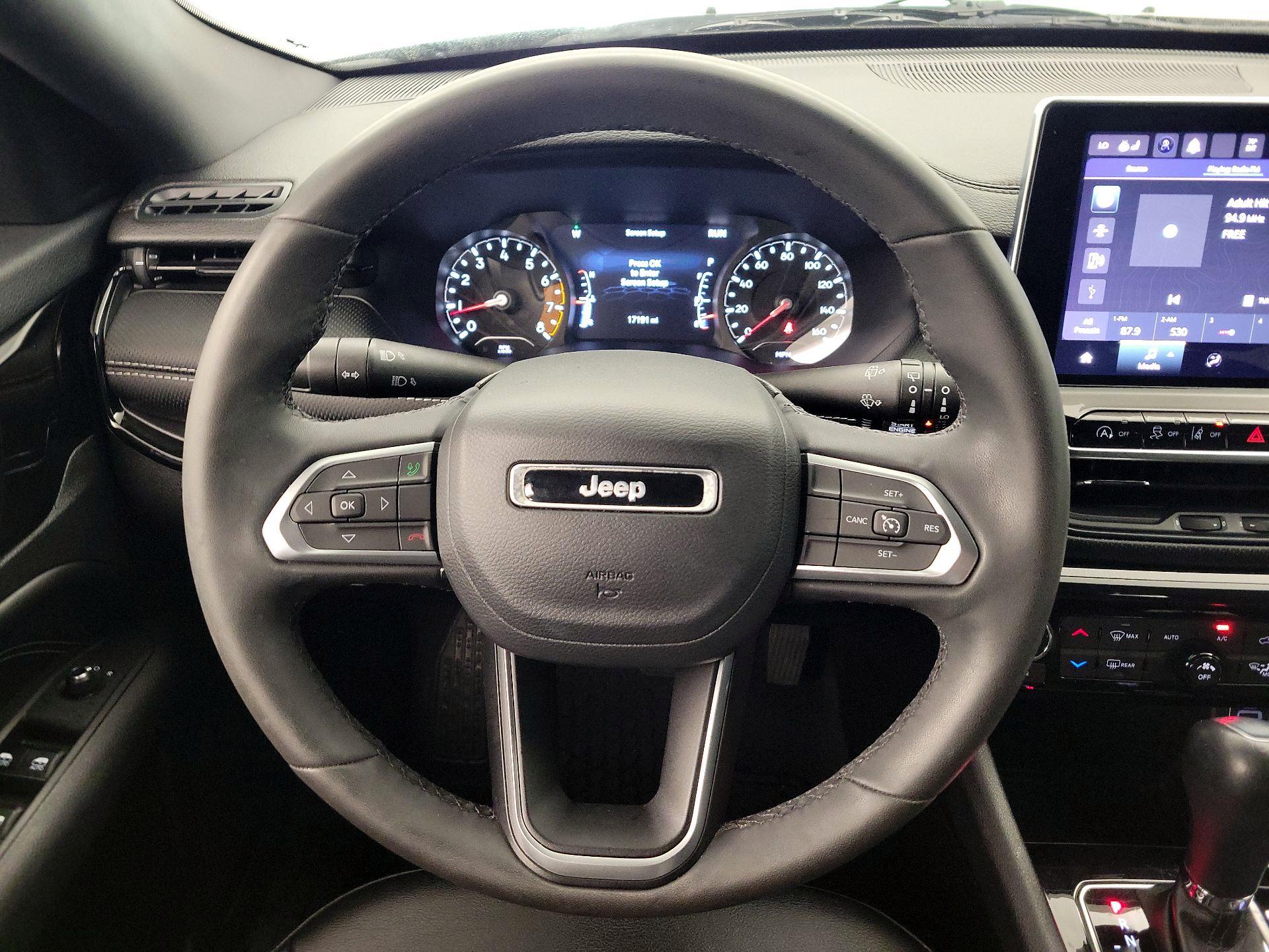 Thumbnail: 2023 Jeep Compass - 10