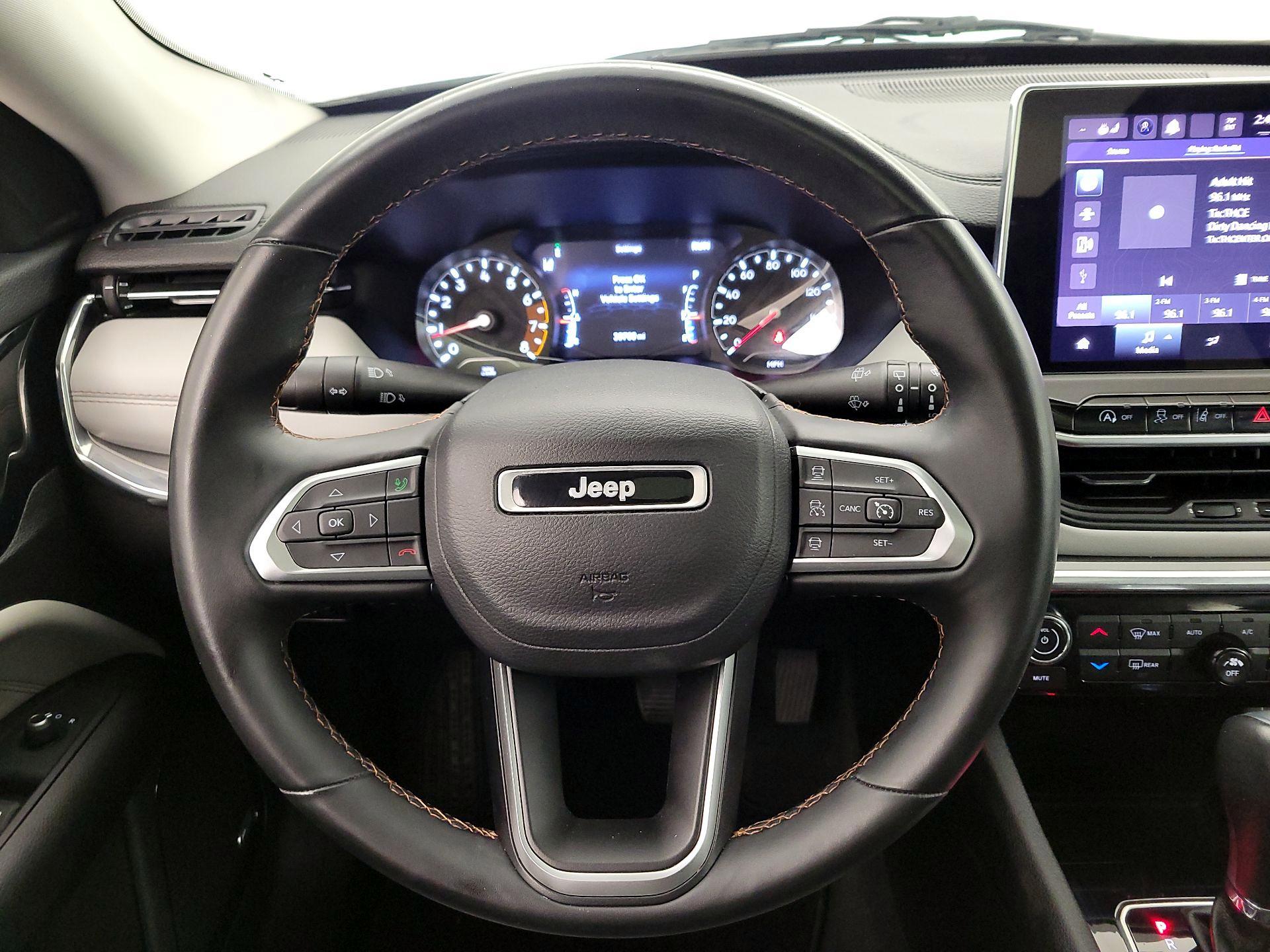 Thumbnail: 2022 Jeep Compass - 10