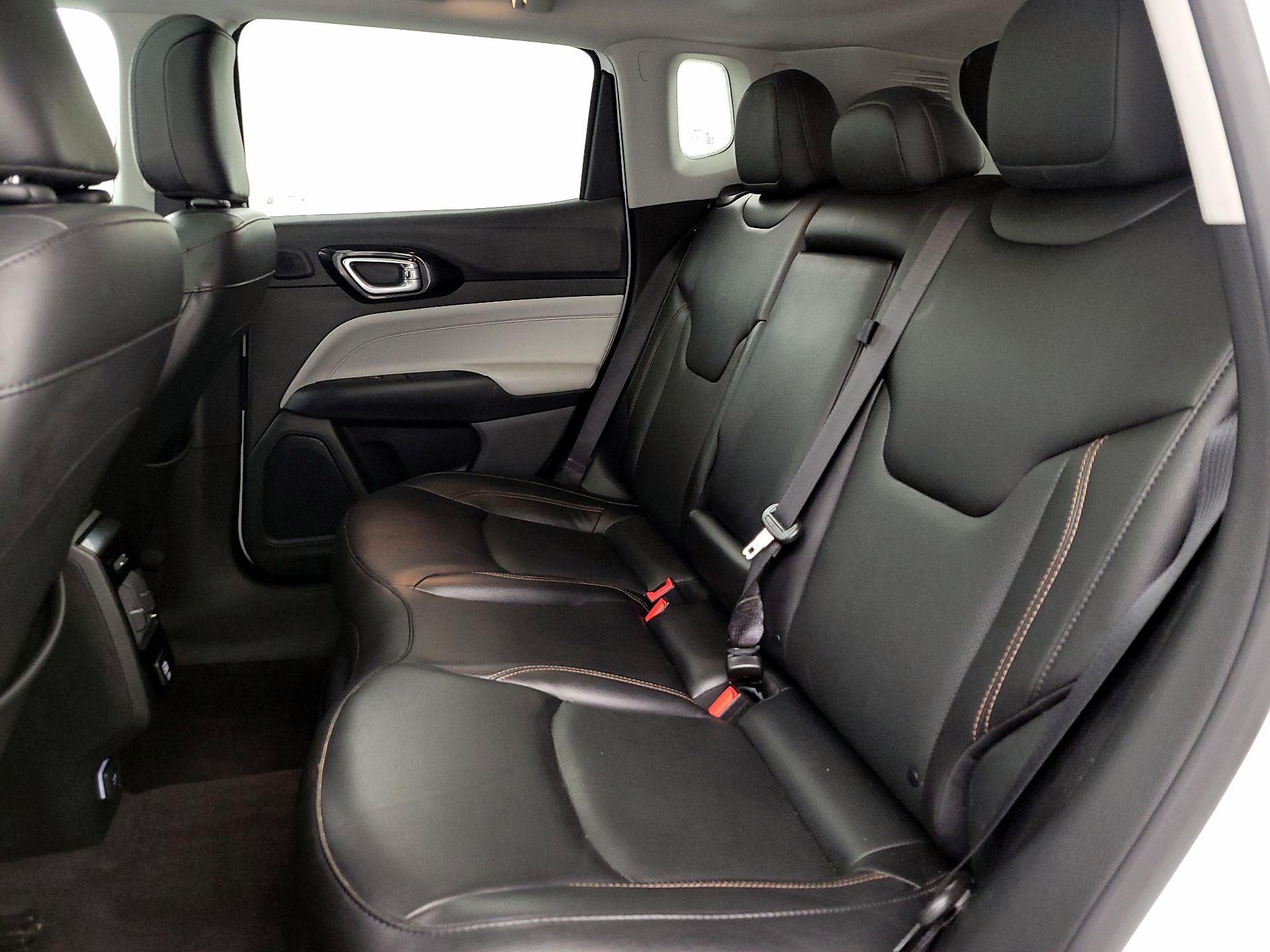 Thumbnail: 2022 Jeep Compass - 20