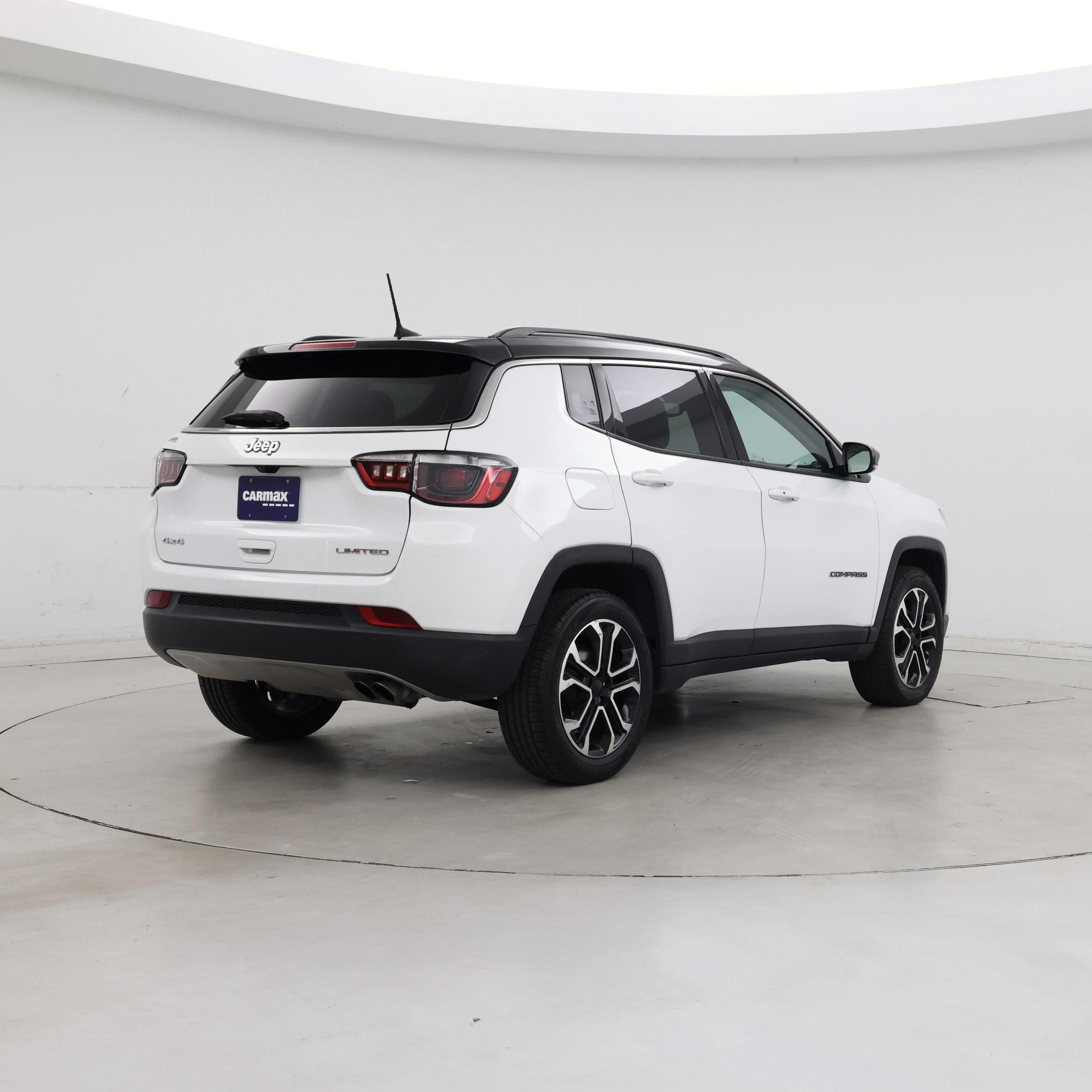 Thumbnail: 2022 Jeep Compass - 8