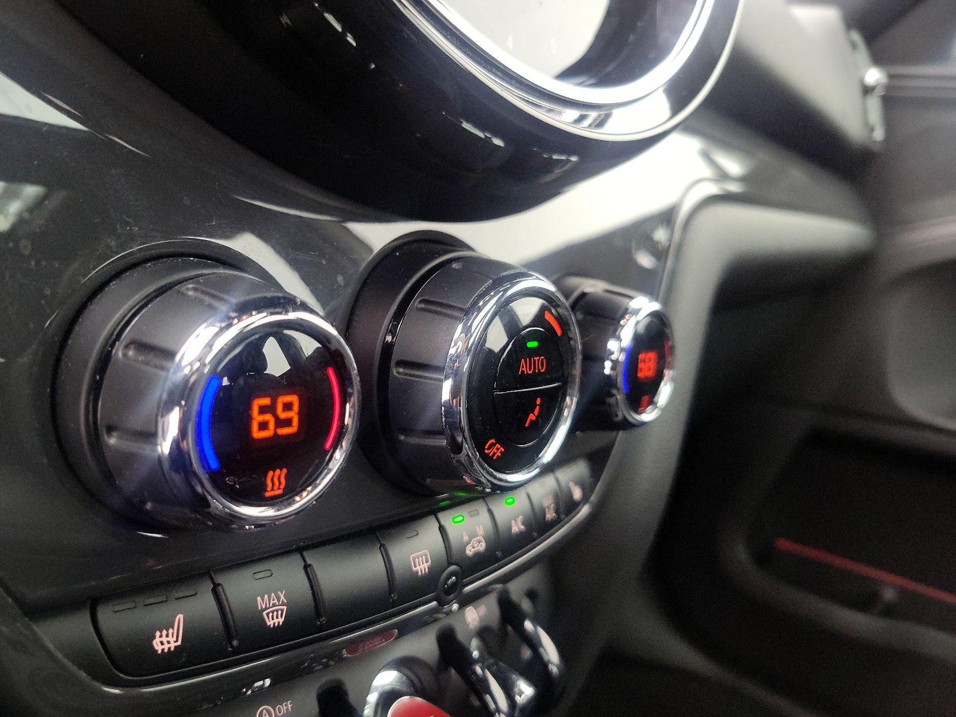 Thumbnail: 2021 MINI Cooper Countryman - 16