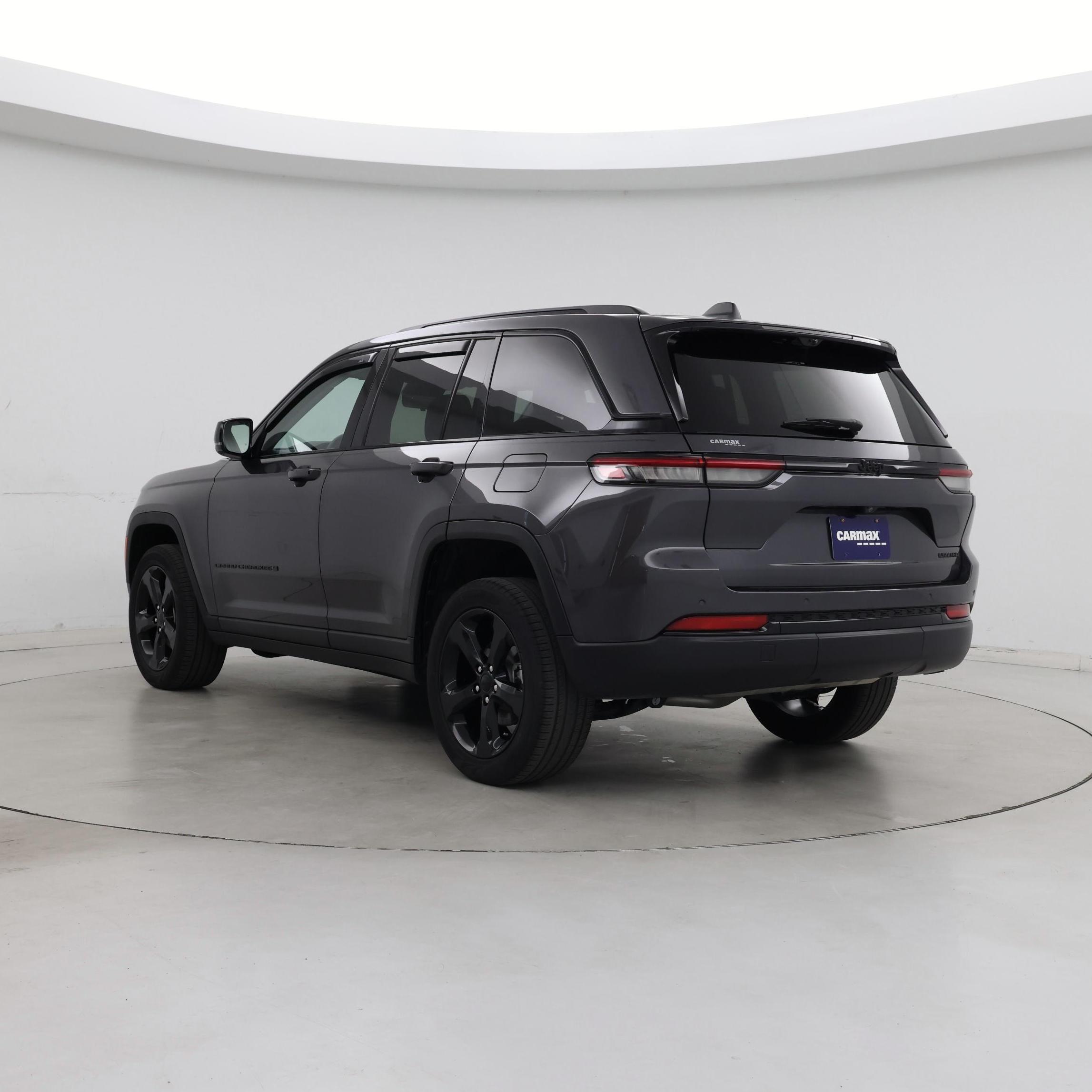 Thumbnail: 2023 Jeep Grand Cherokee - 2