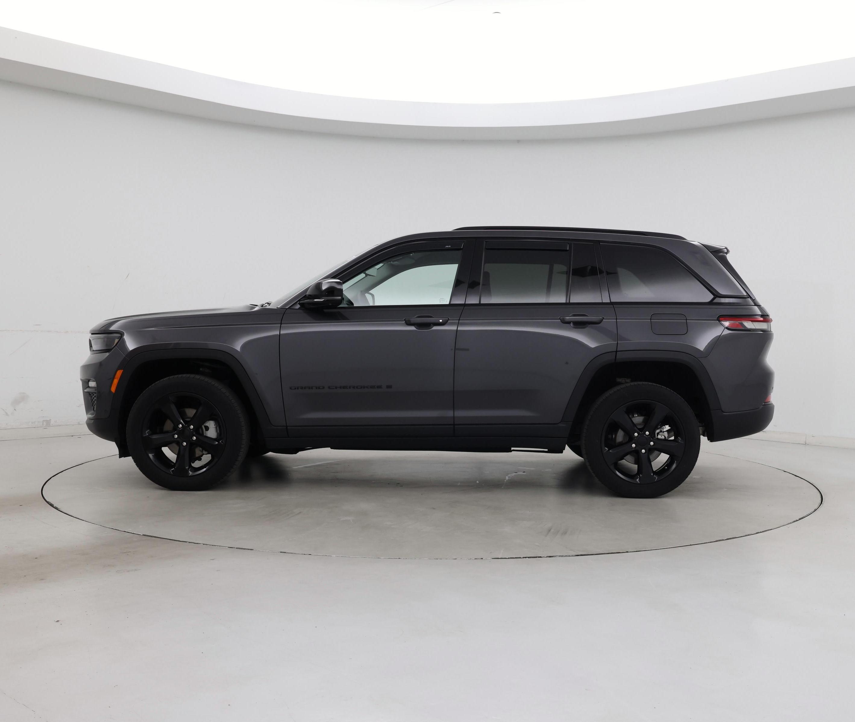 Thumbnail: 2023 Jeep Grand Cherokee - 3