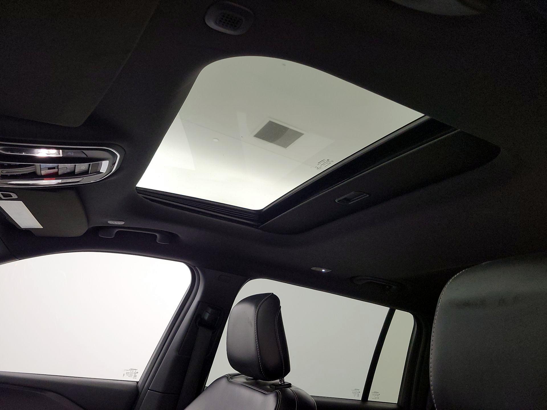 Thumbnail: 2023 Jeep Grand Cherokee L - 19