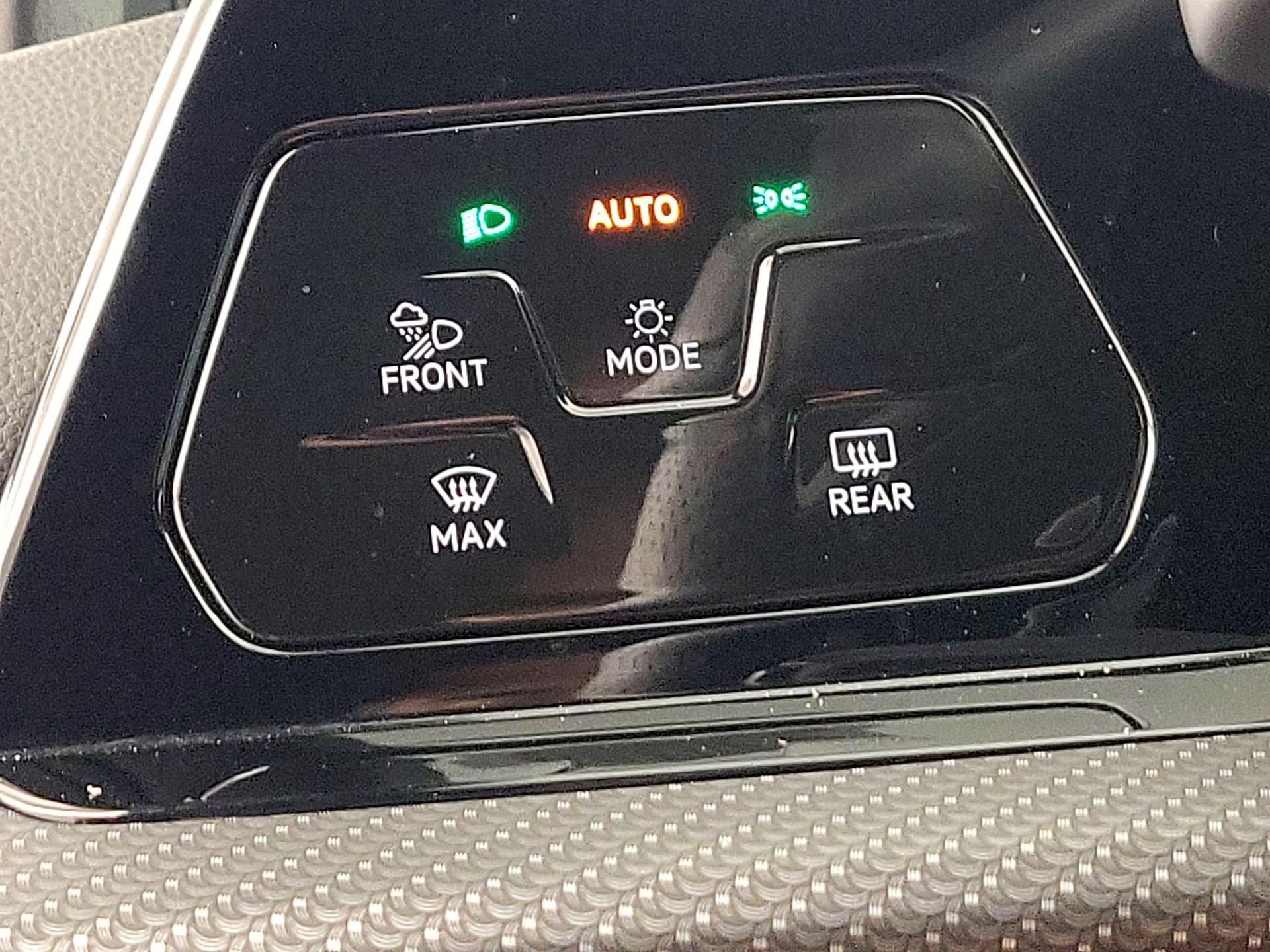 Thumbnail: 2023 Volkswagen Golf - 13