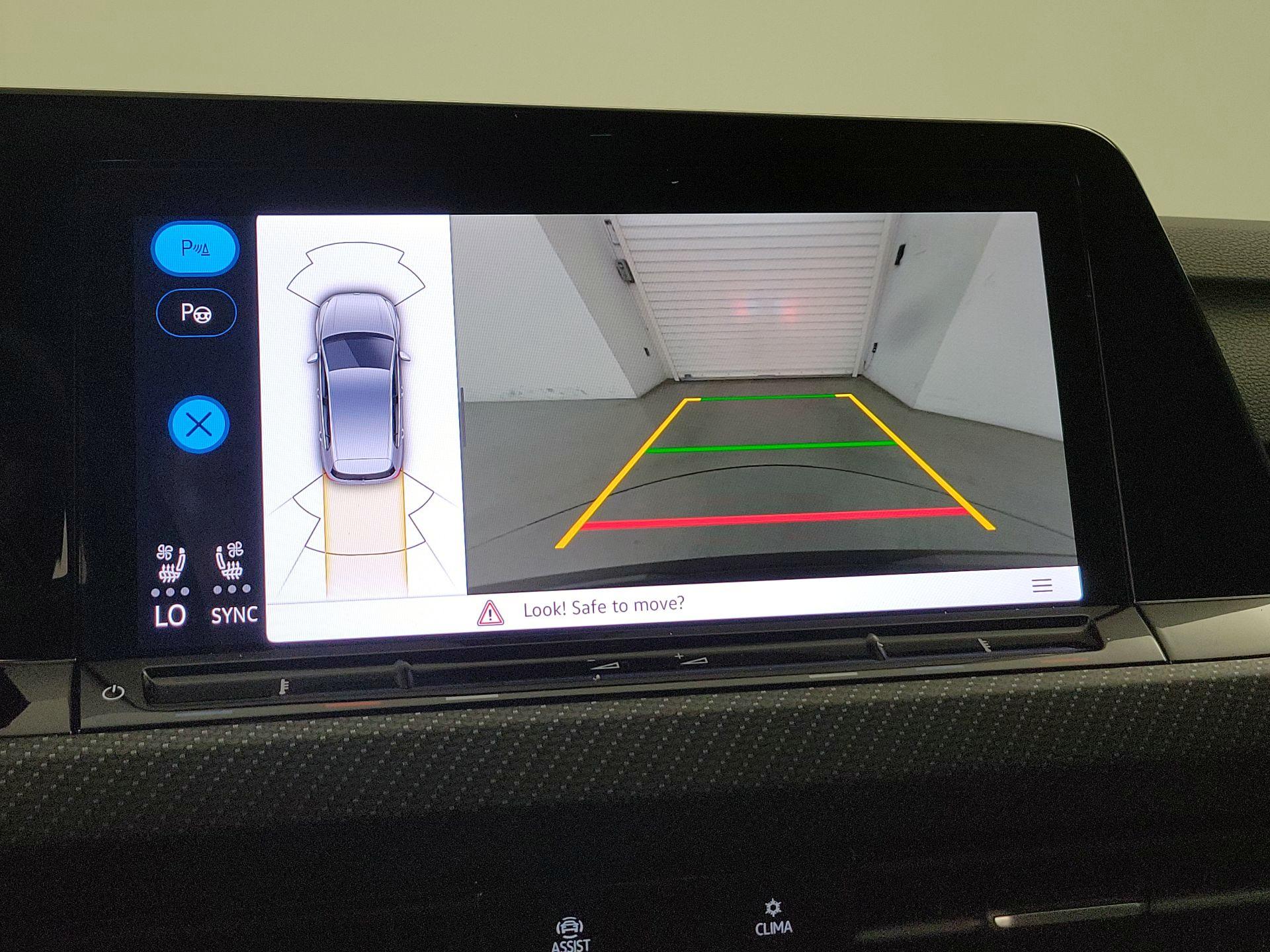 Thumbnail: 2023 Volkswagen Golf - 15