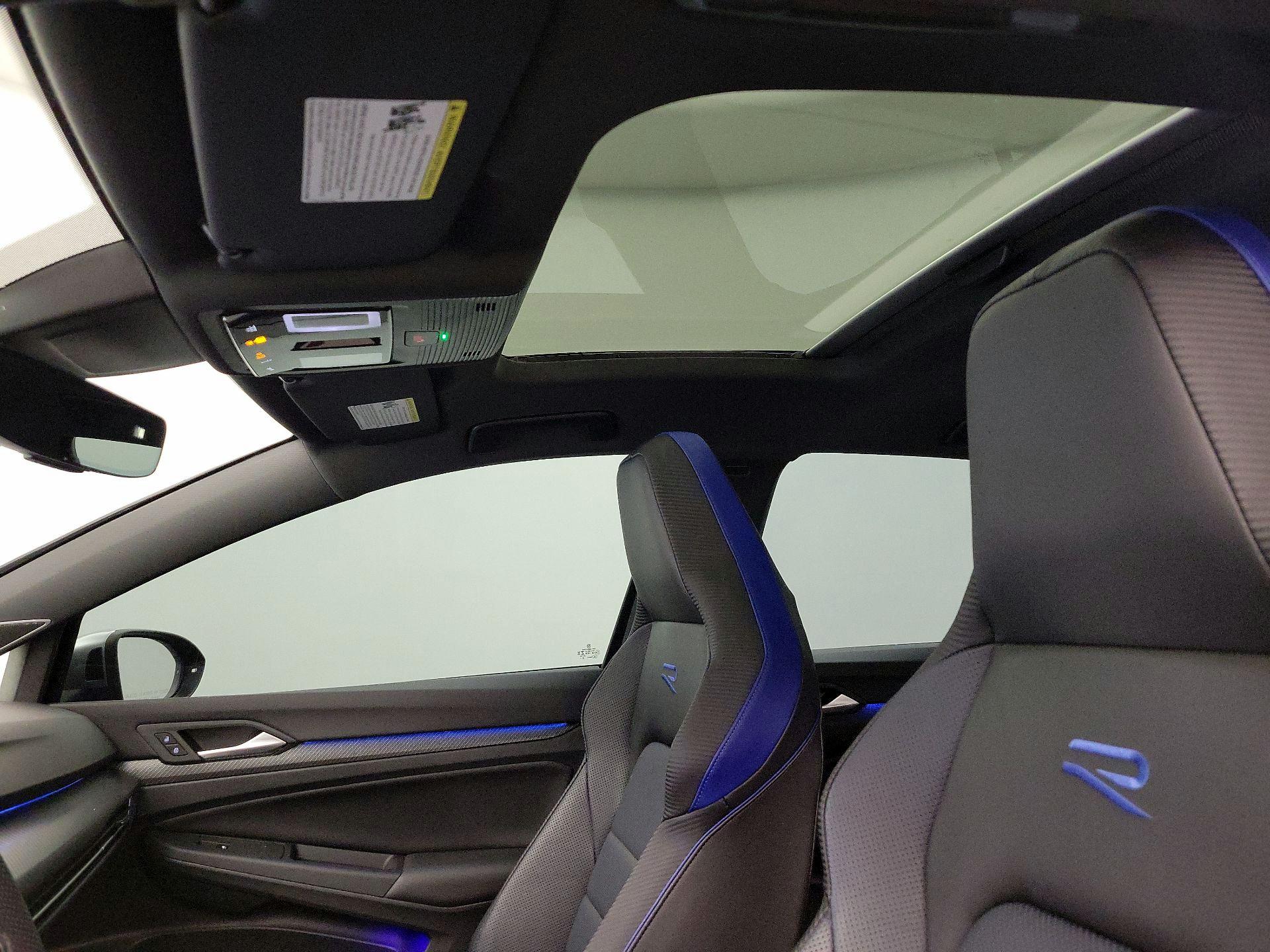 Thumbnail: 2023 Volkswagen Golf - 20