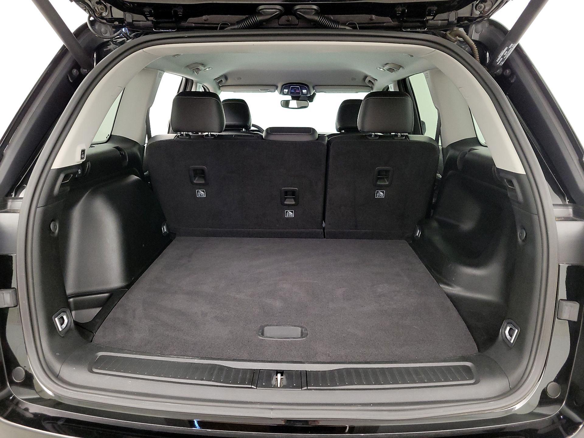 Thumbnail: 2023 Jeep Grand Cherokee - 20