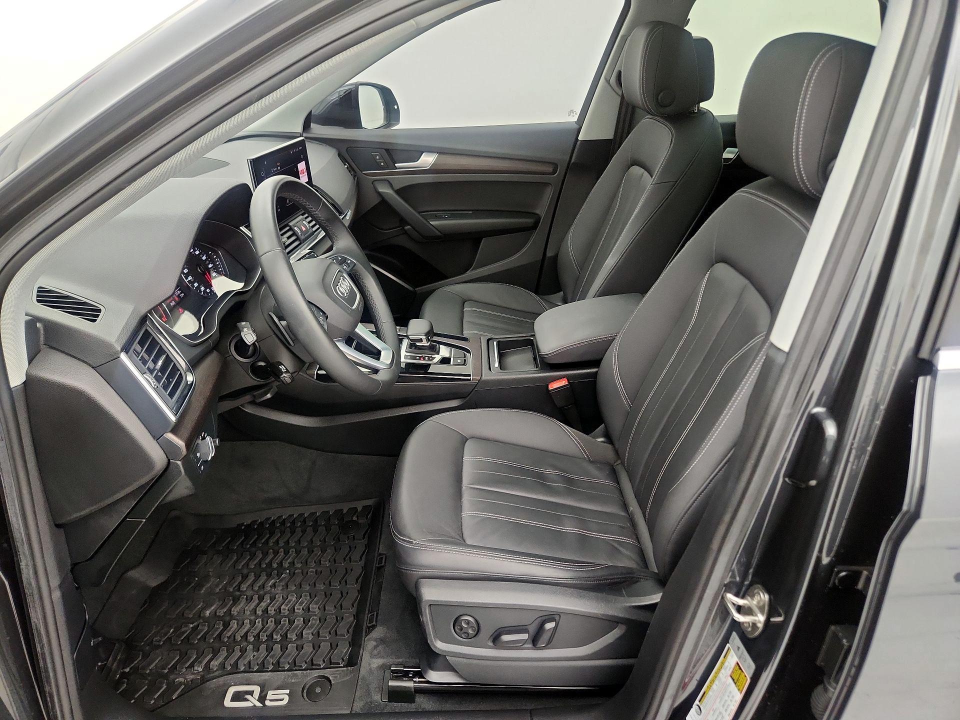 Thumbnail: 2021 Audi Q5 - 11