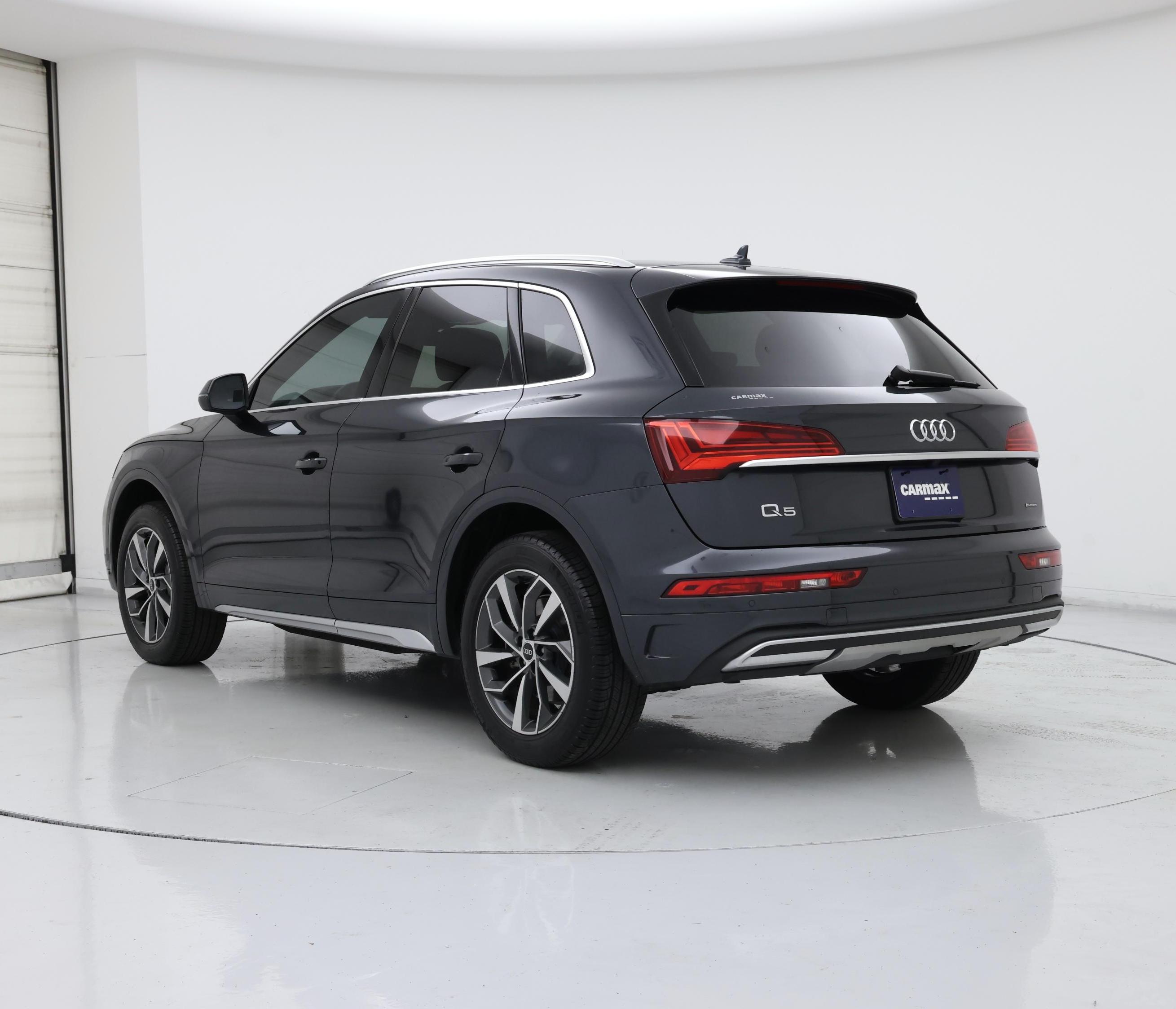 Thumbnail: 2021 Audi Q5 - 2