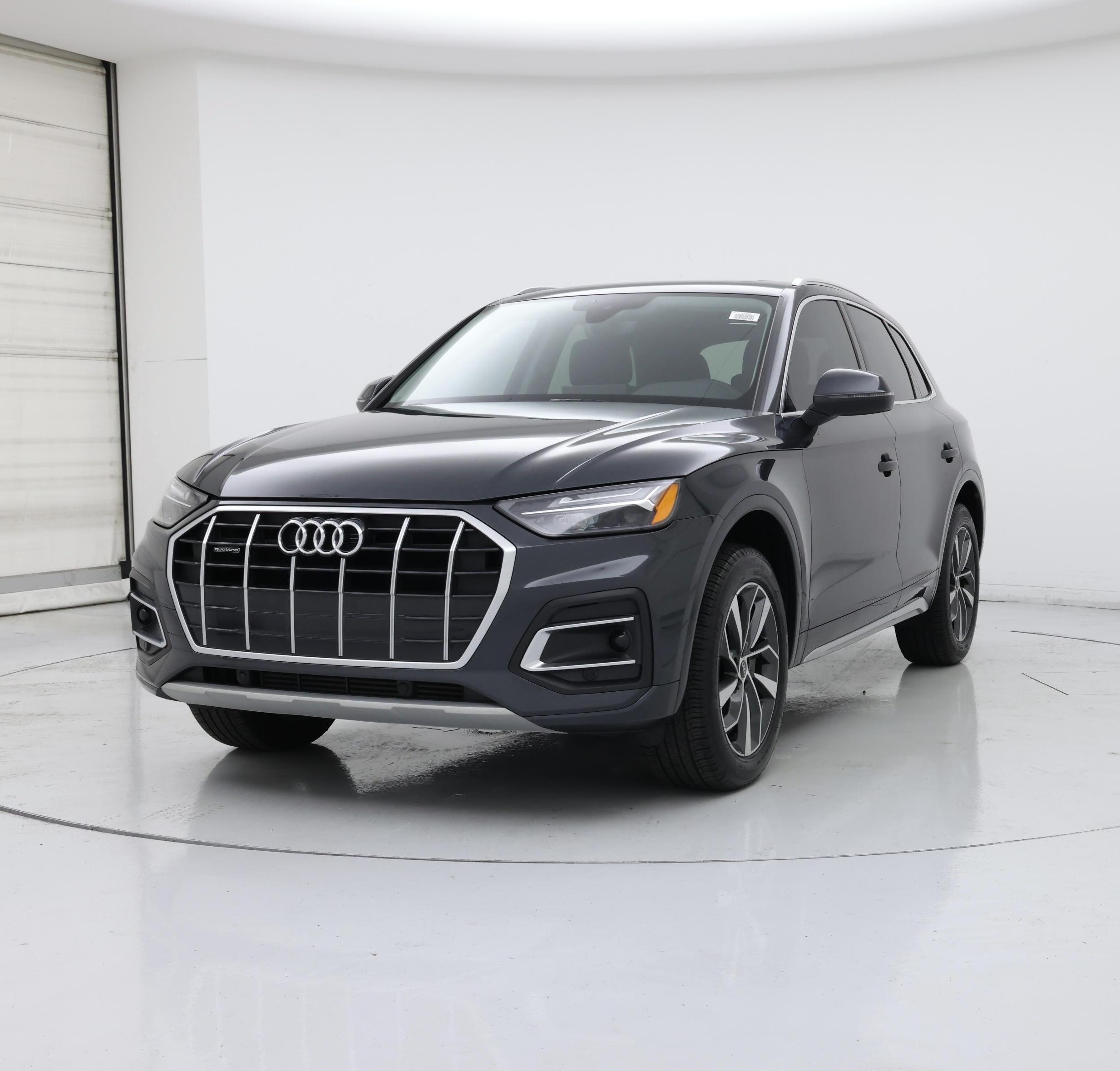 Thumbnail: 2021 Audi Q5 - 4
