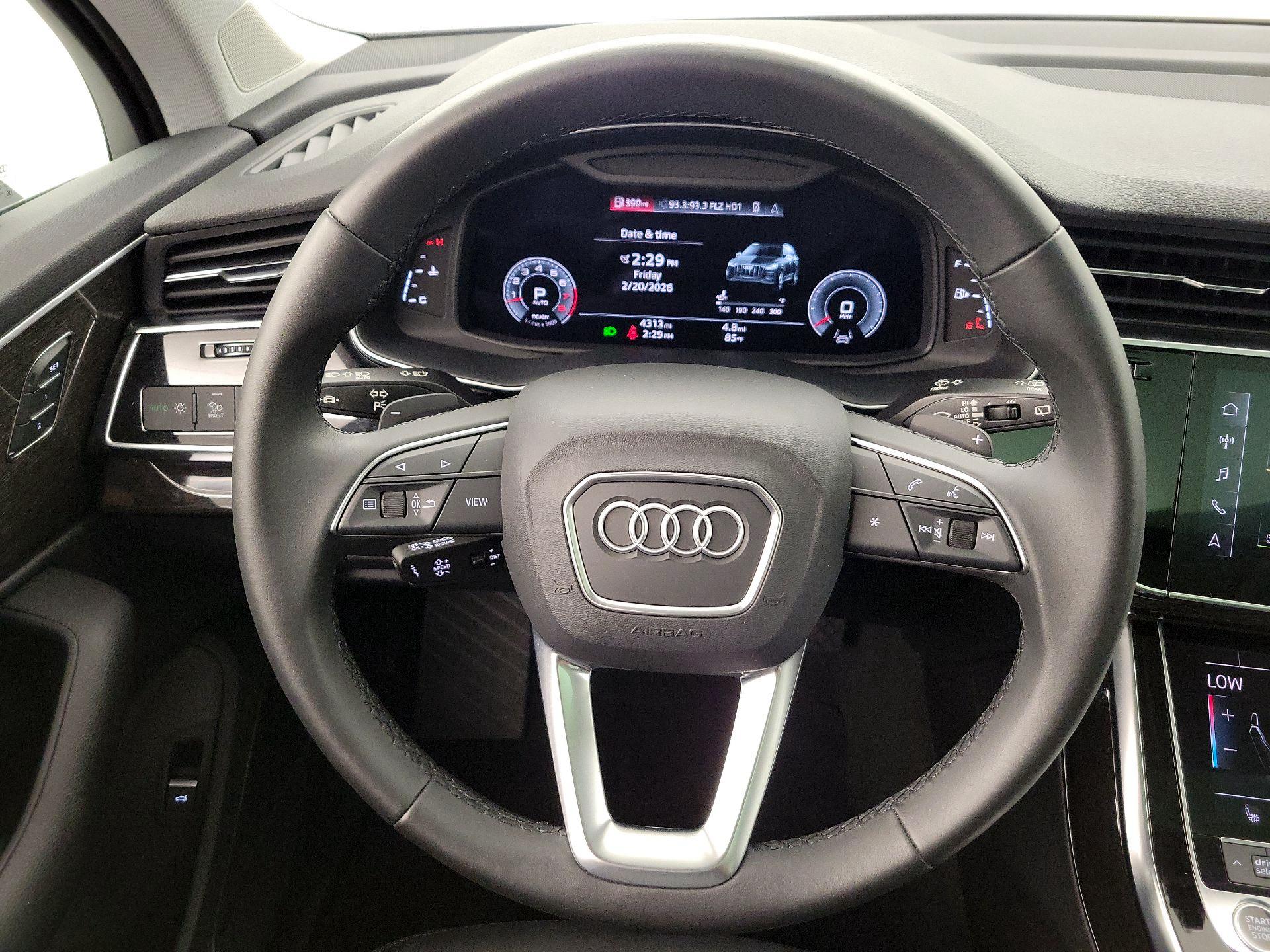 Thumbnail: 2022 Audi Q7 - 10