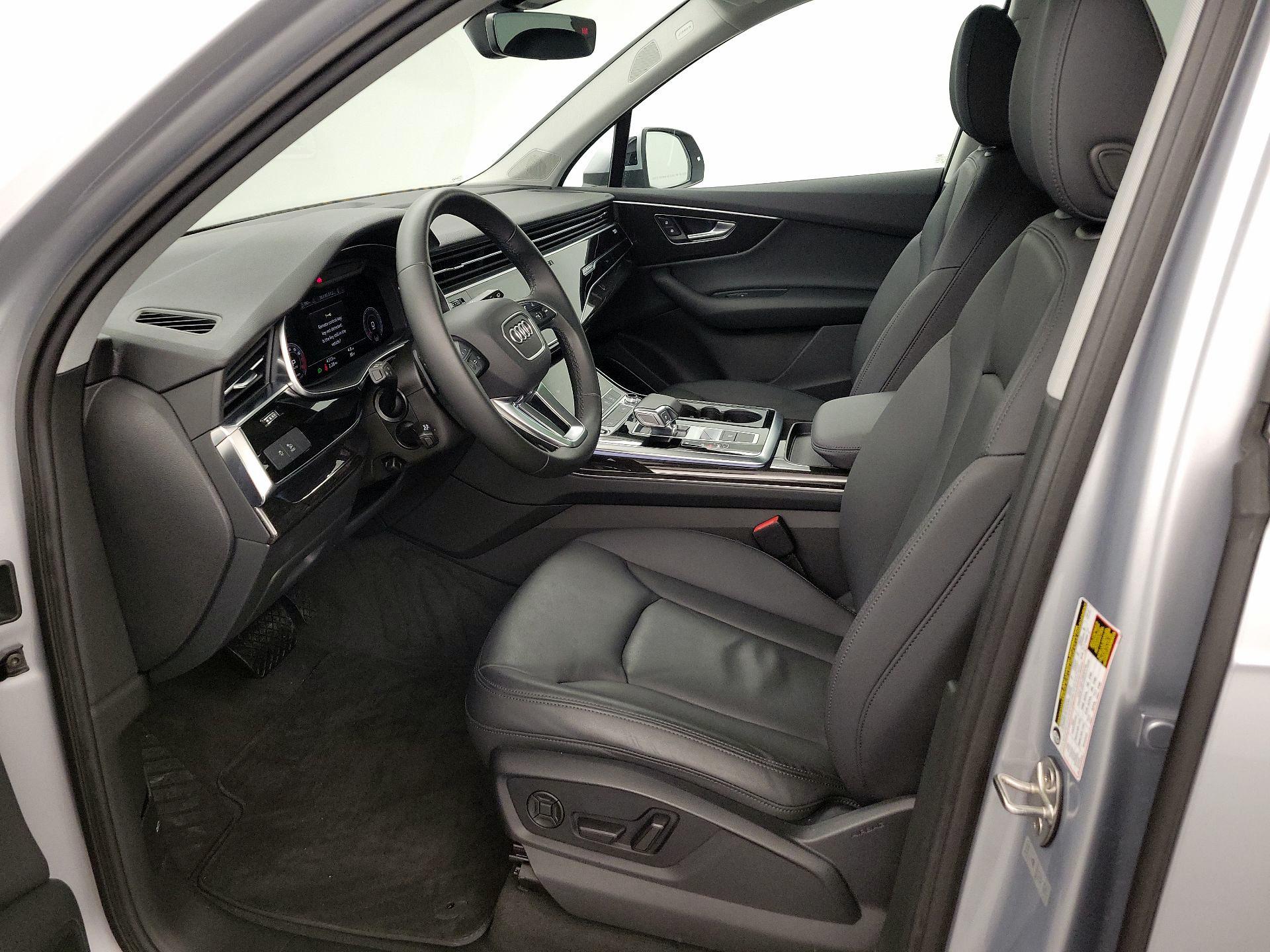 Thumbnail: 2022 Audi Q7 - 11