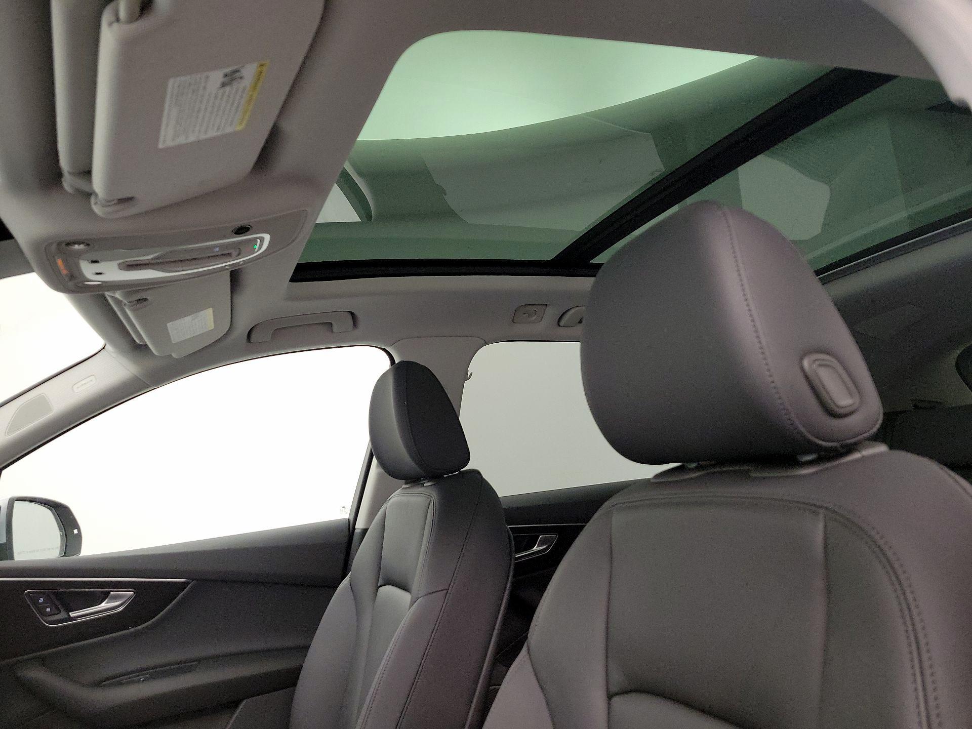 Thumbnail: 2022 Audi Q7 - 20