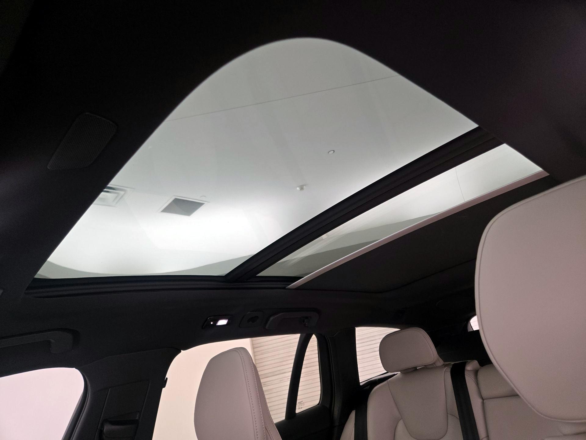 Thumbnail: 2026 Volvo S60 - 20