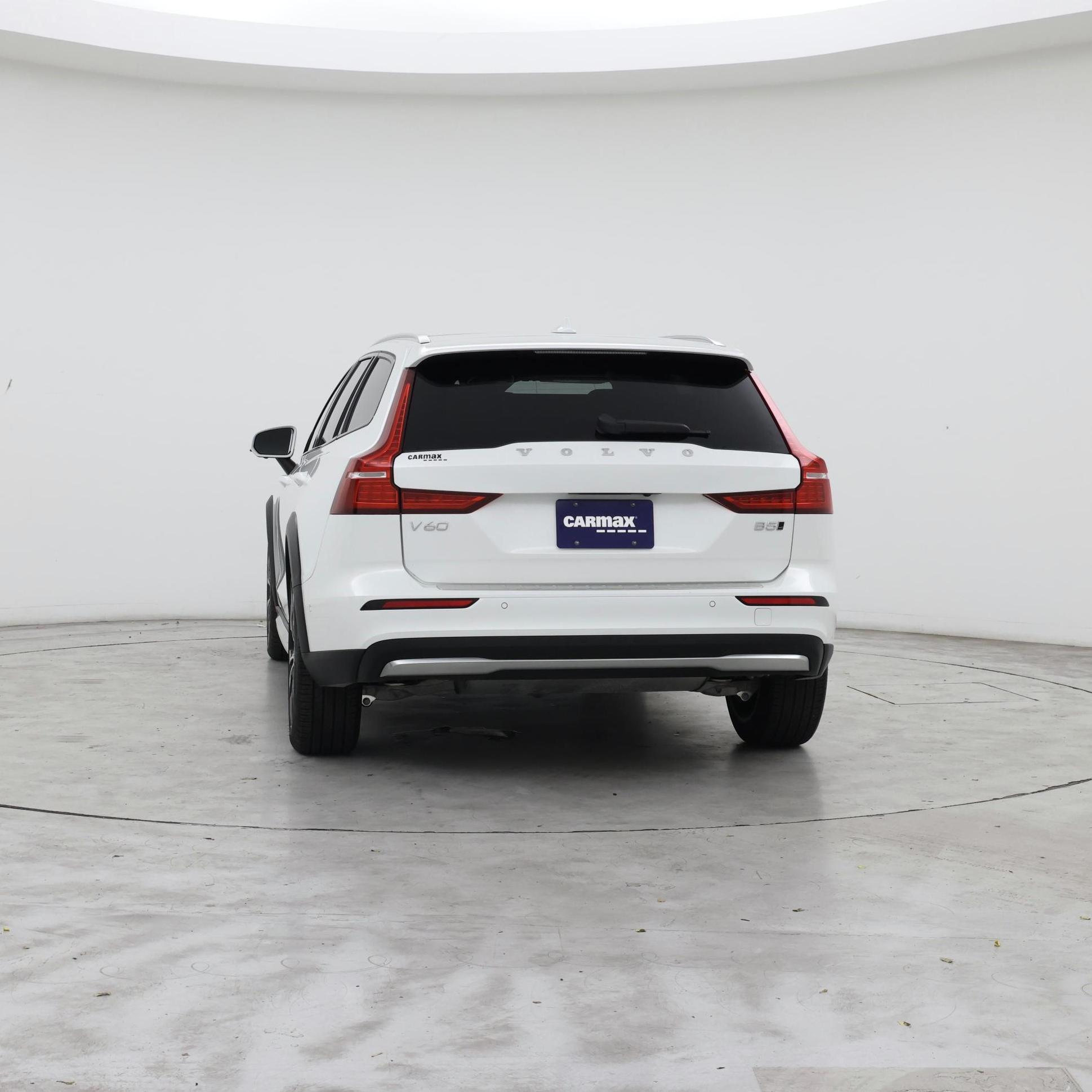 Thumbnail: 2026 Volvo S60 - 6