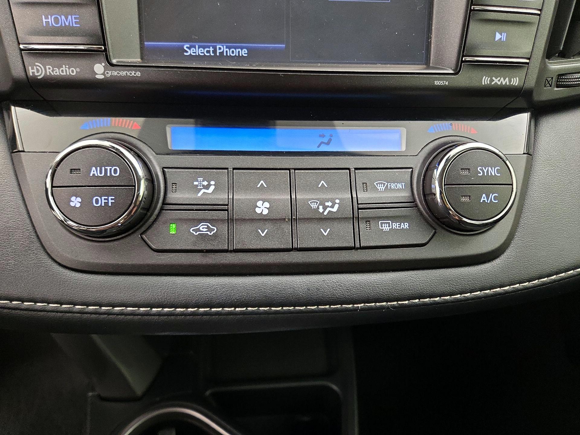 Thumbnail: 2018 Toyota RAV4 - 16