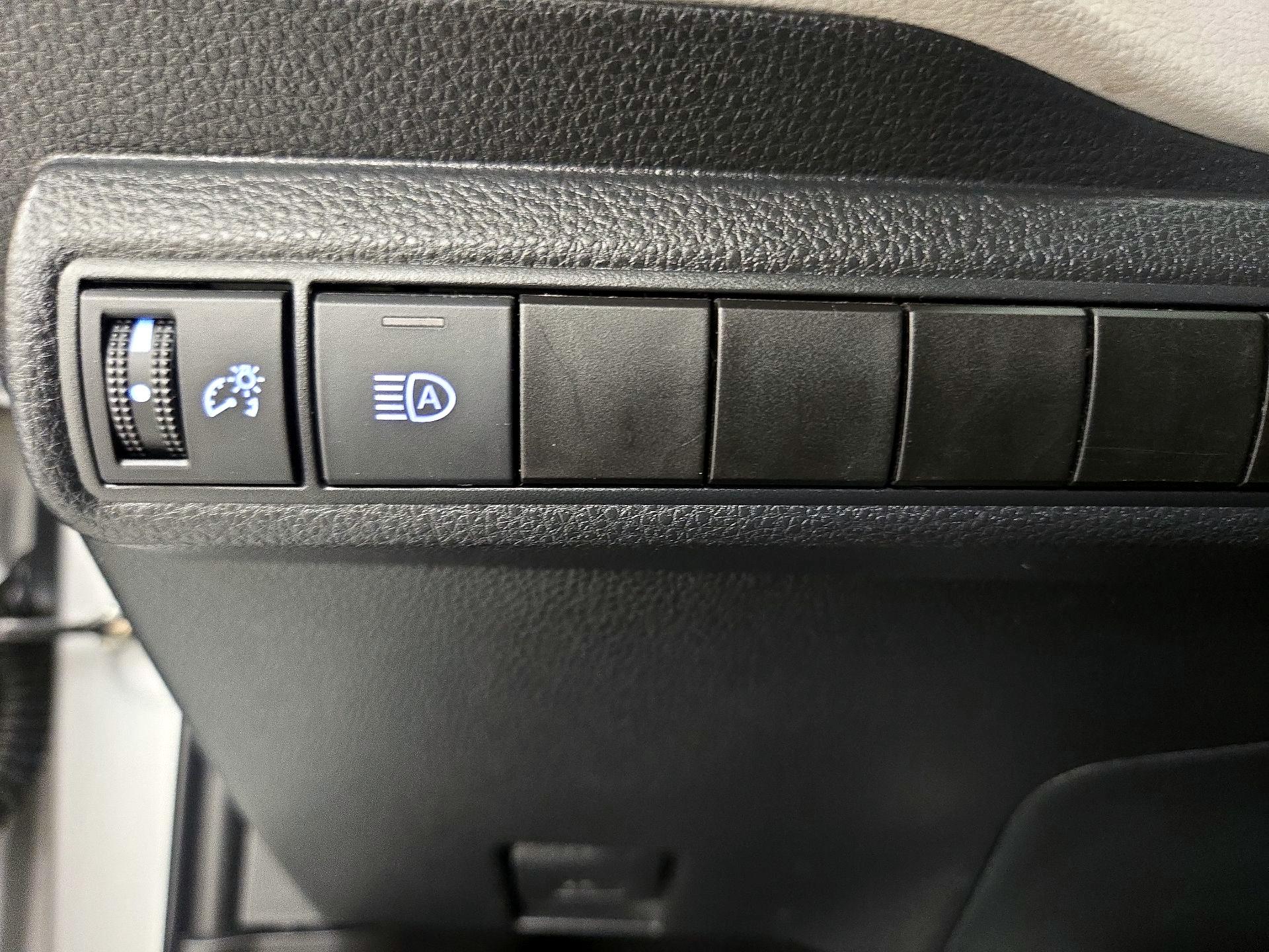 Thumbnail: 2021 Toyota Corolla - 13