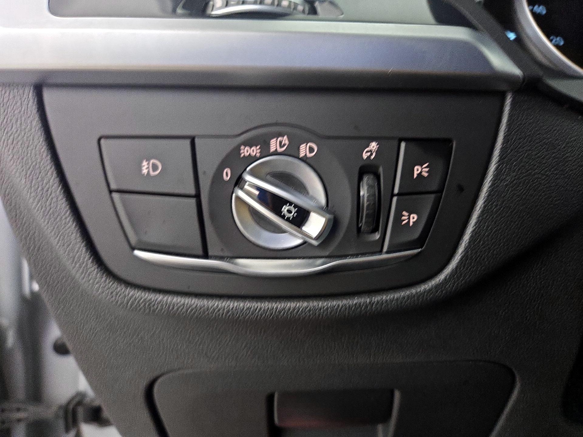 Thumbnail: 2019 BMW X3 - 13