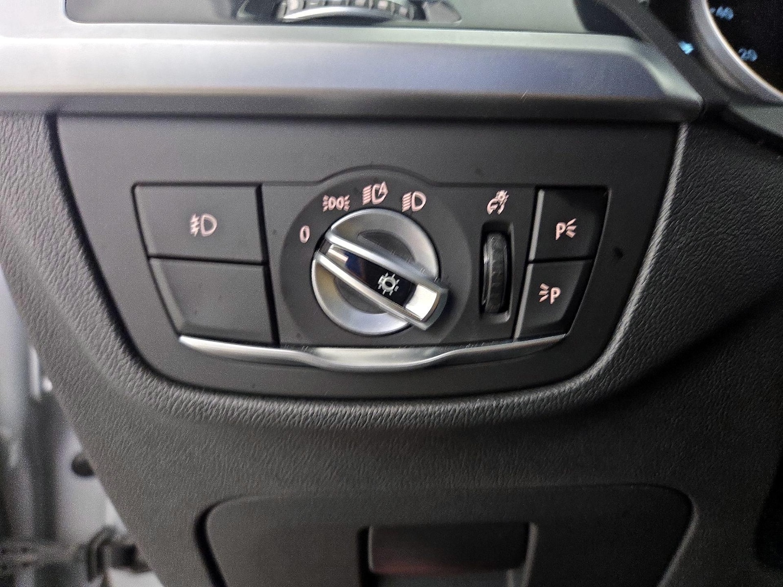 2019 BMW X3 30i - Photo 14