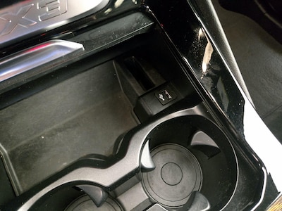 USB/AUX Ports