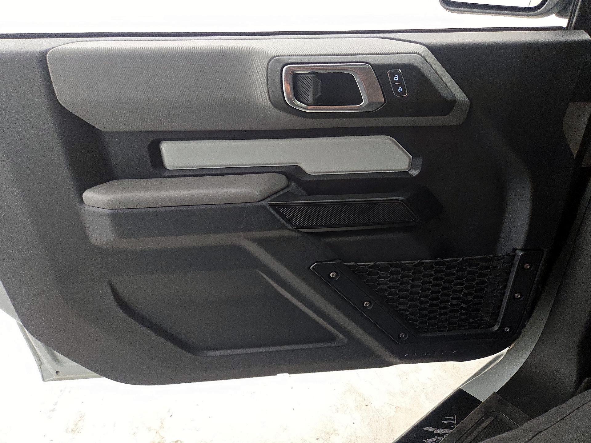 Thumbnail: 2022 Ford Bronco - 12