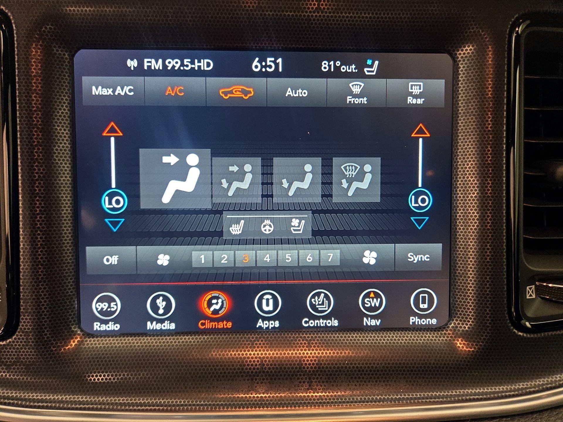 Thumbnail: 2018 Dodge Challenger - 17