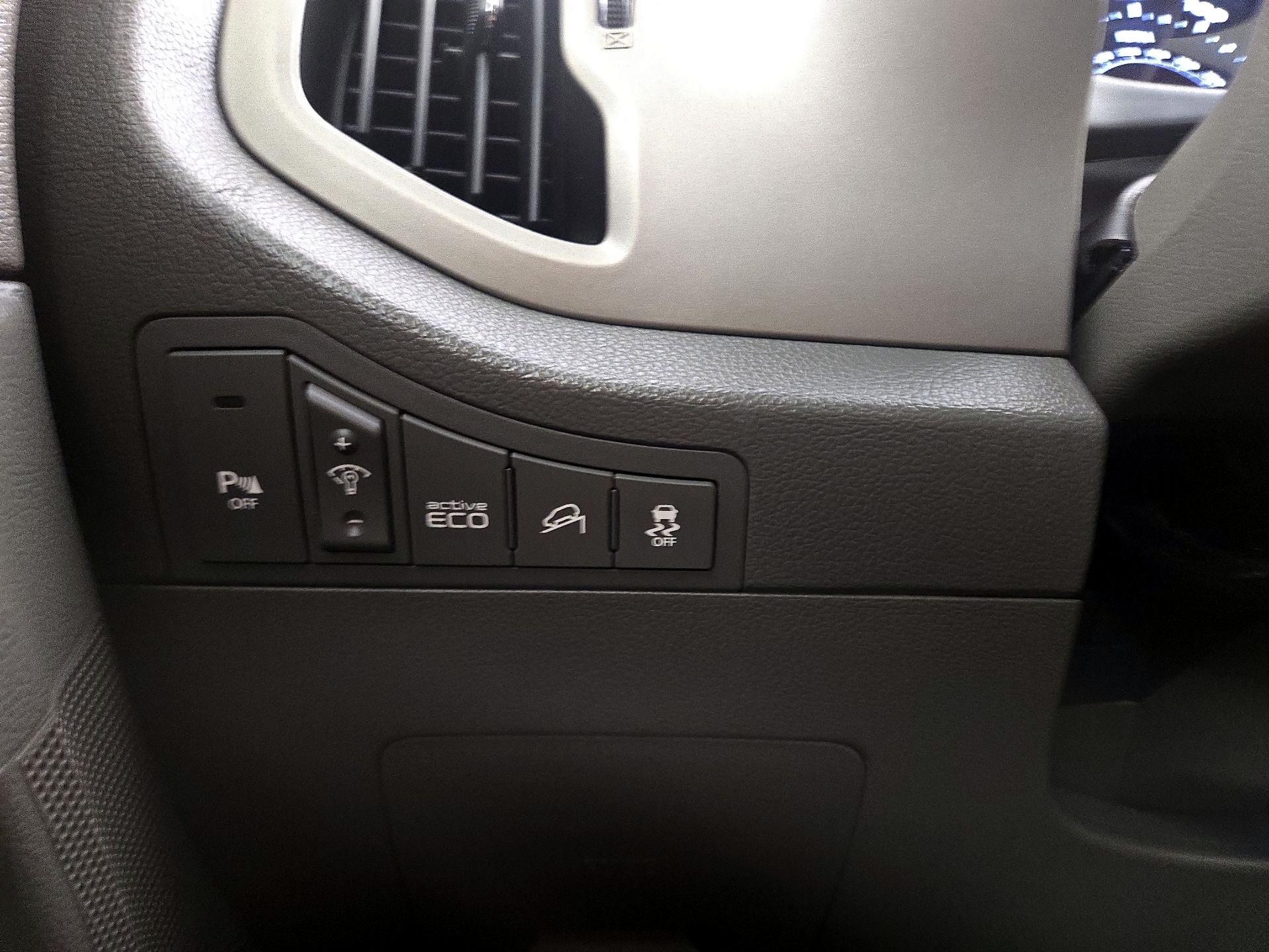 Thumbnail: 2014 Kia Sportage - 13