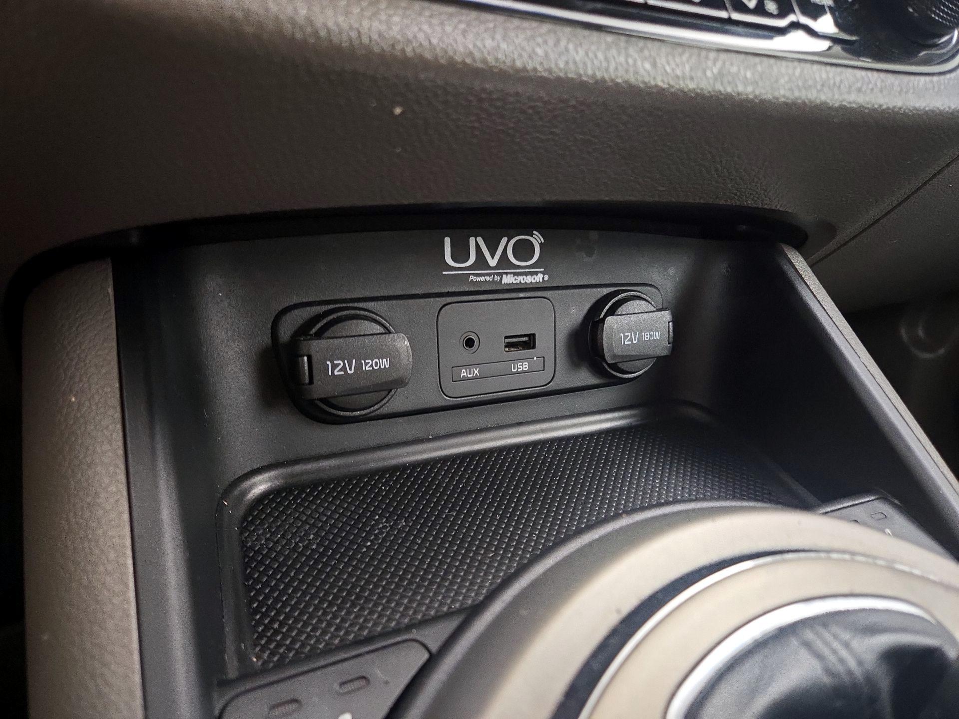 Thumbnail: 2014 Kia Sportage - 18