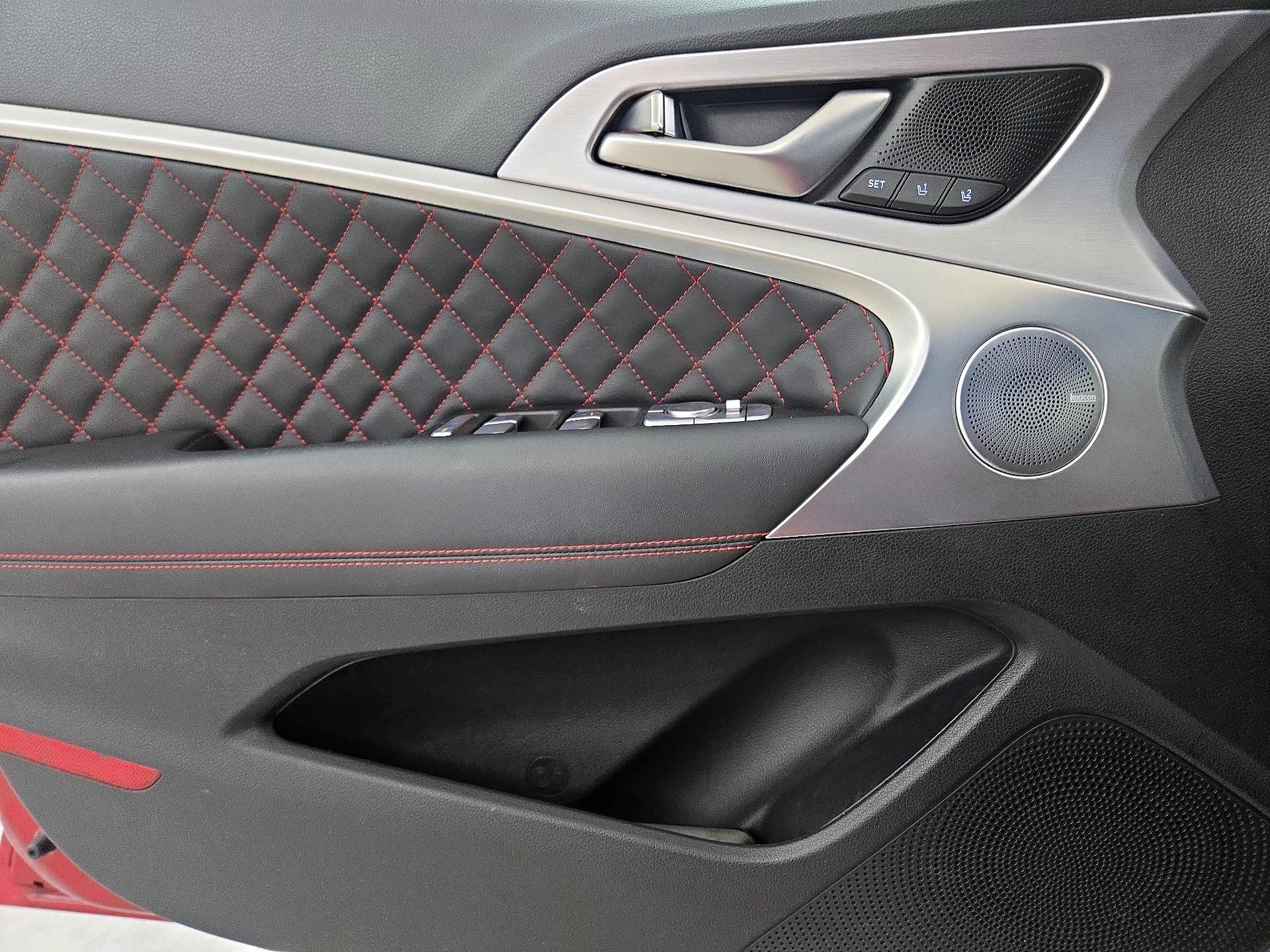 Thumbnail: 2020 Genesis G70 - 12