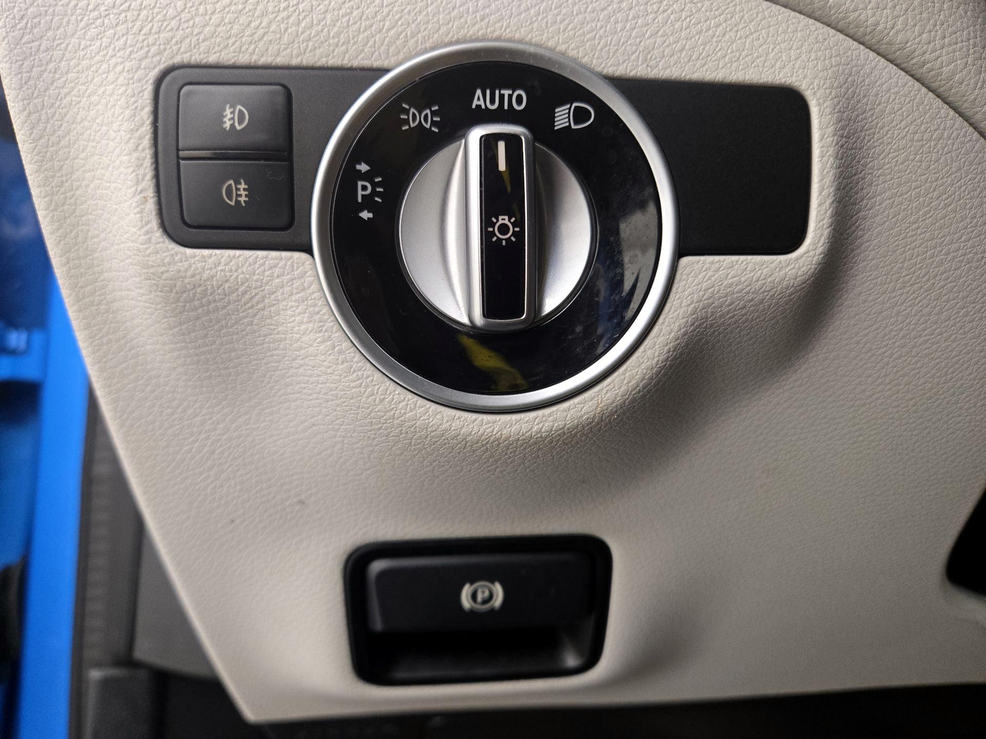 Thumbnail: 2016 Mercedes-Benz GLA - 13